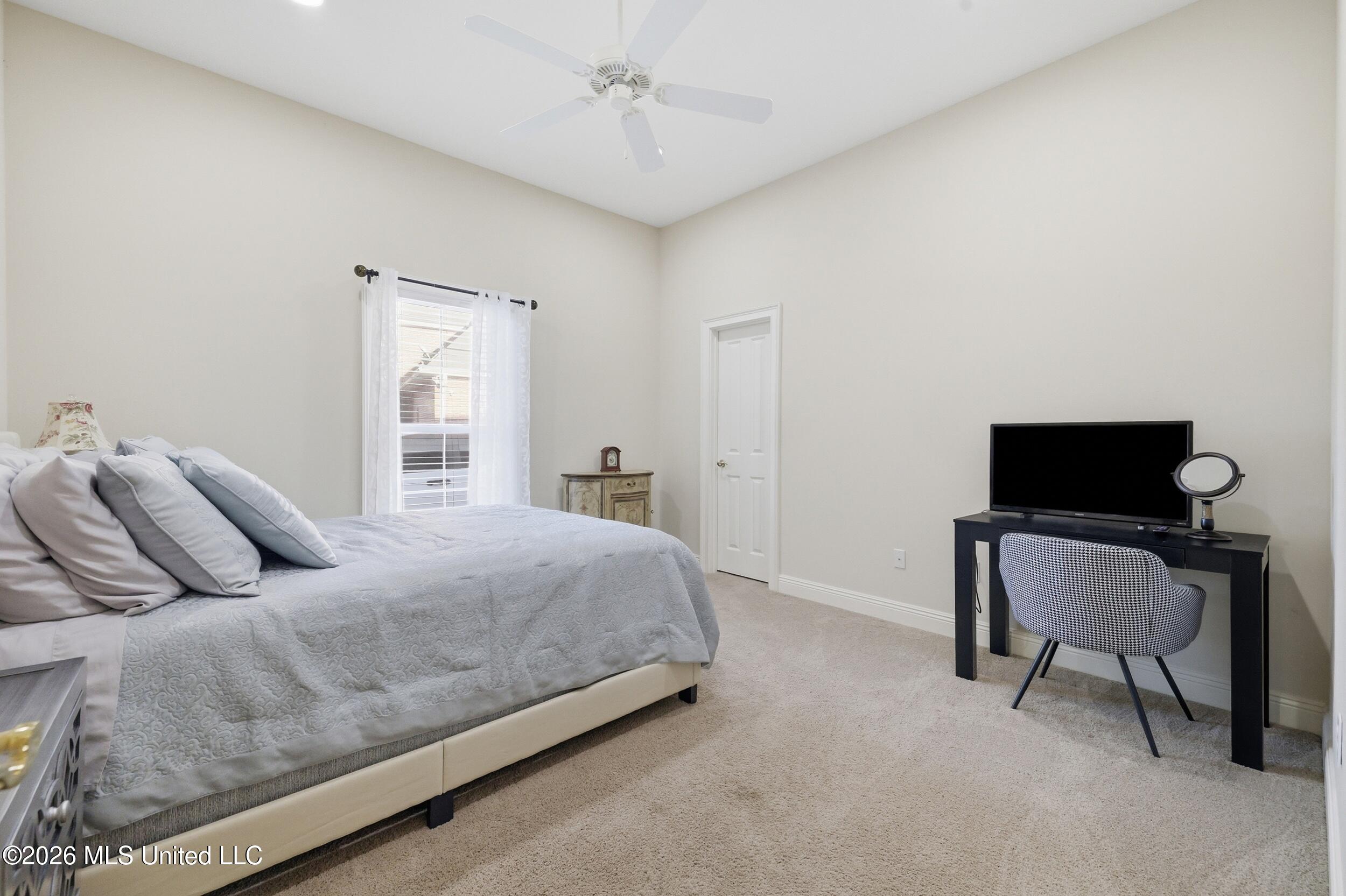 429 Vouvray Cove Property Photo 29