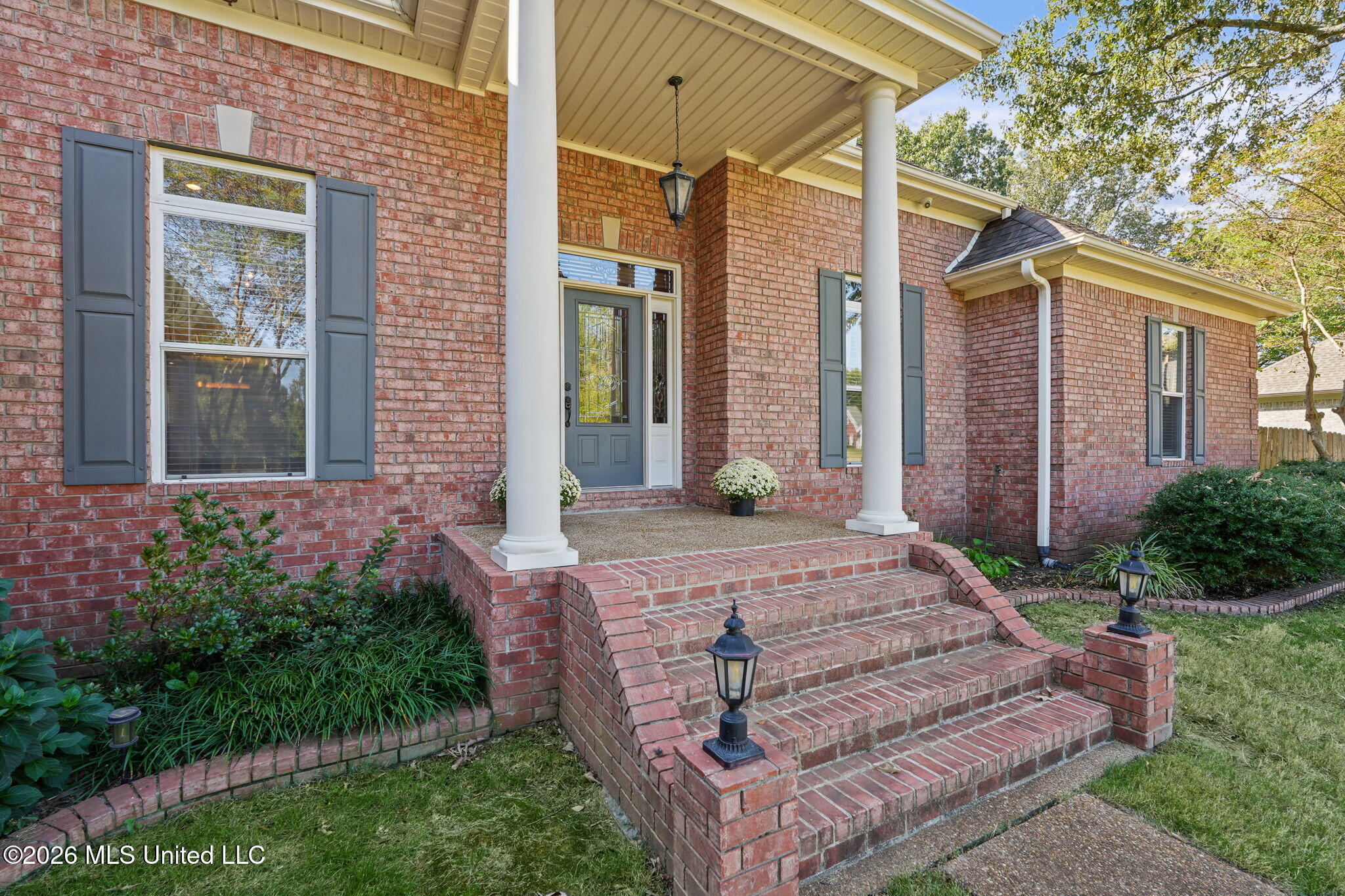 3838 Roman Forest Drive Property Photo 4