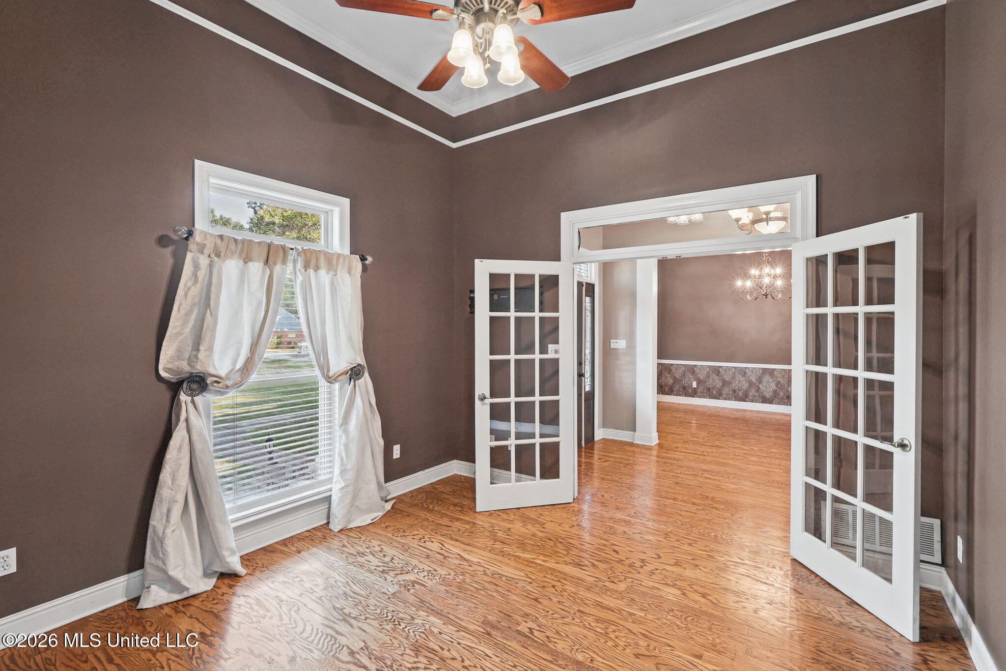 3838 Roman Forest Drive Property Photo 6