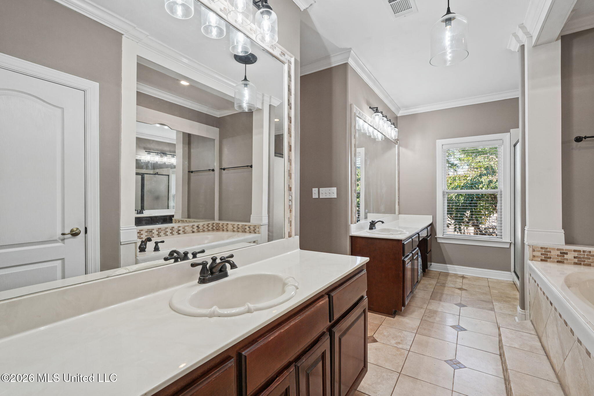 3838 Roman Forest Drive Property Photo 26