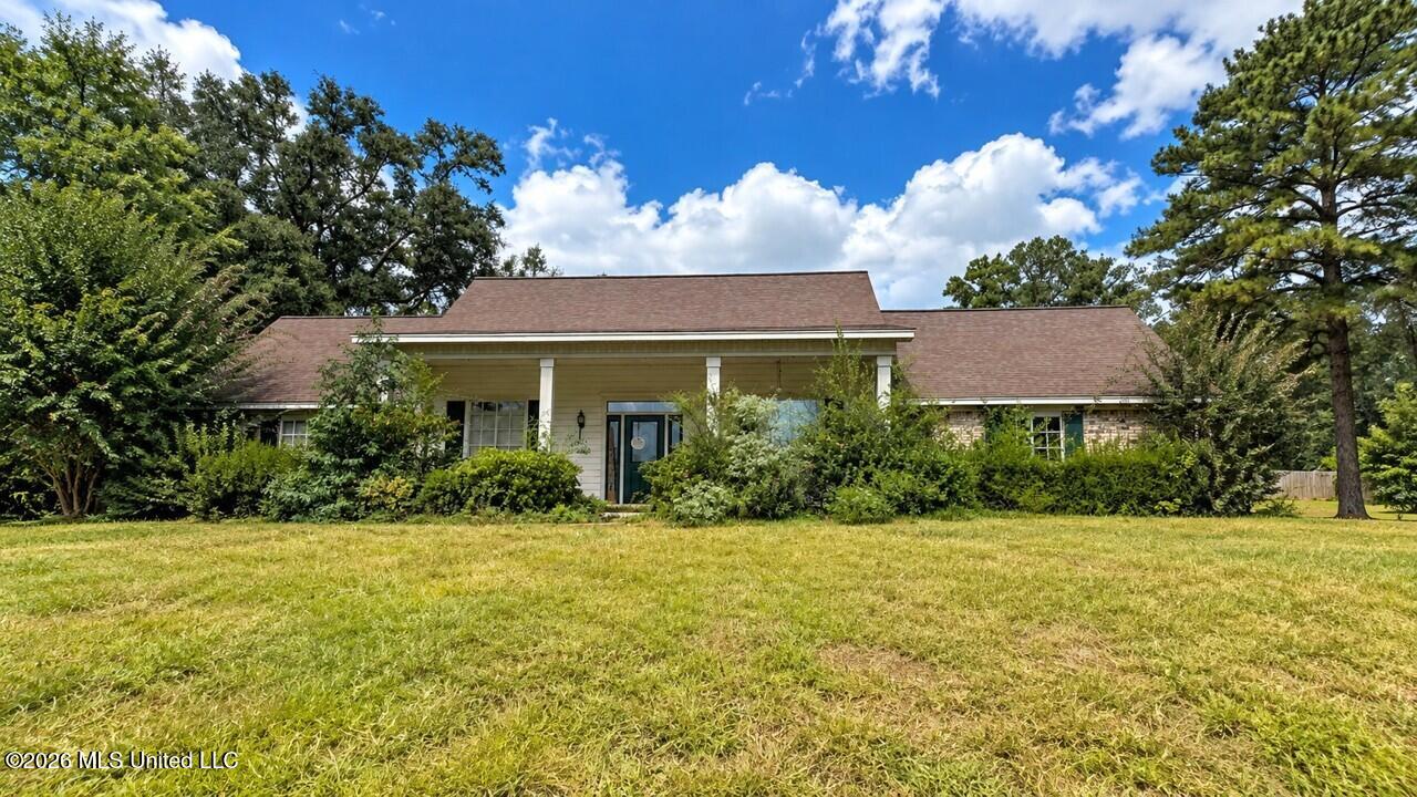 422 Cambridge Lane Property Photo 1