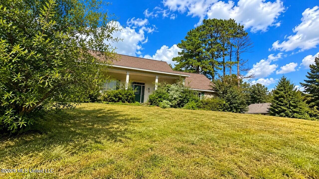 422 Cambridge Lane Property Photo 6