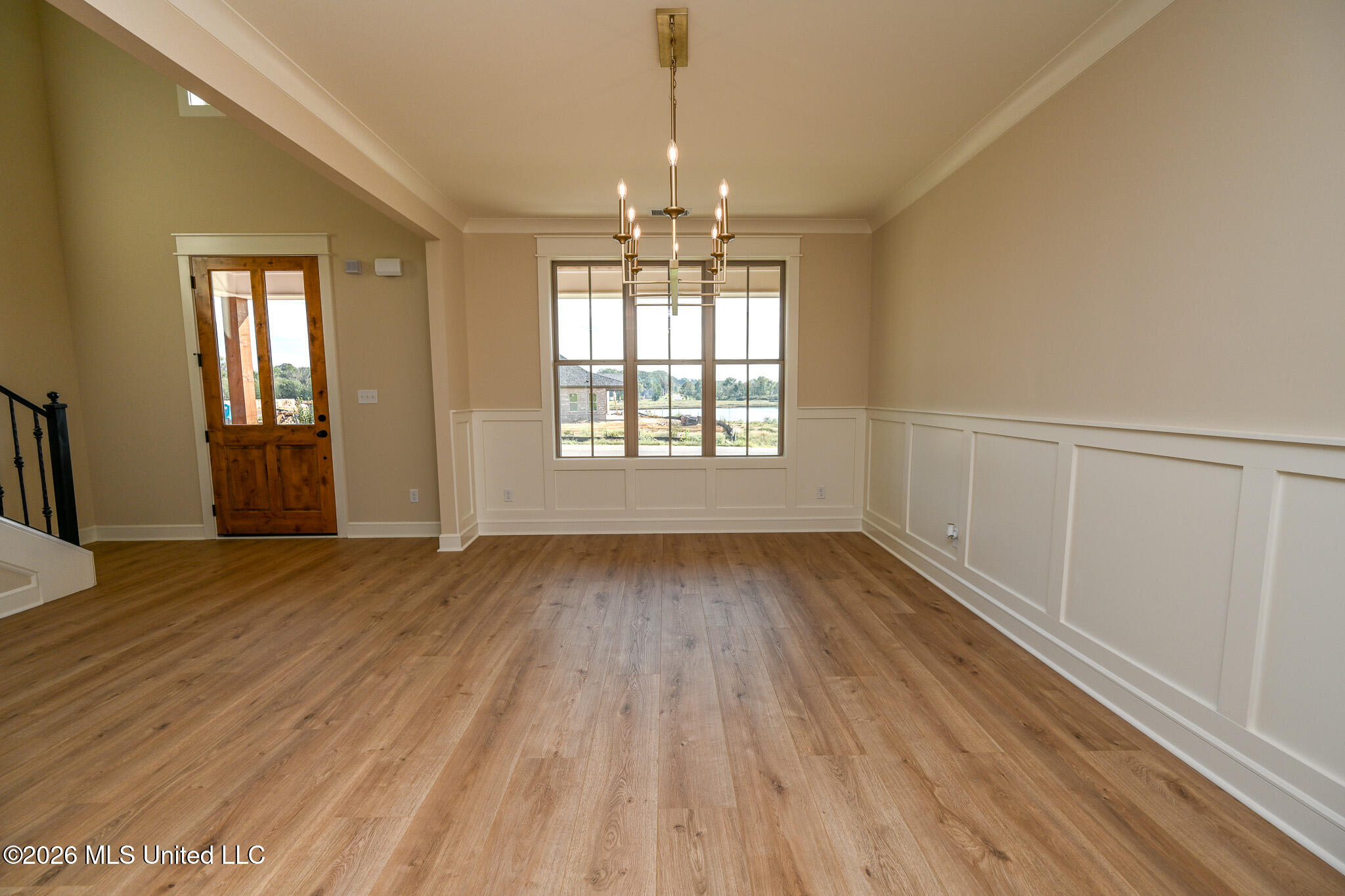 2306 Lochside Street Property Photo 9