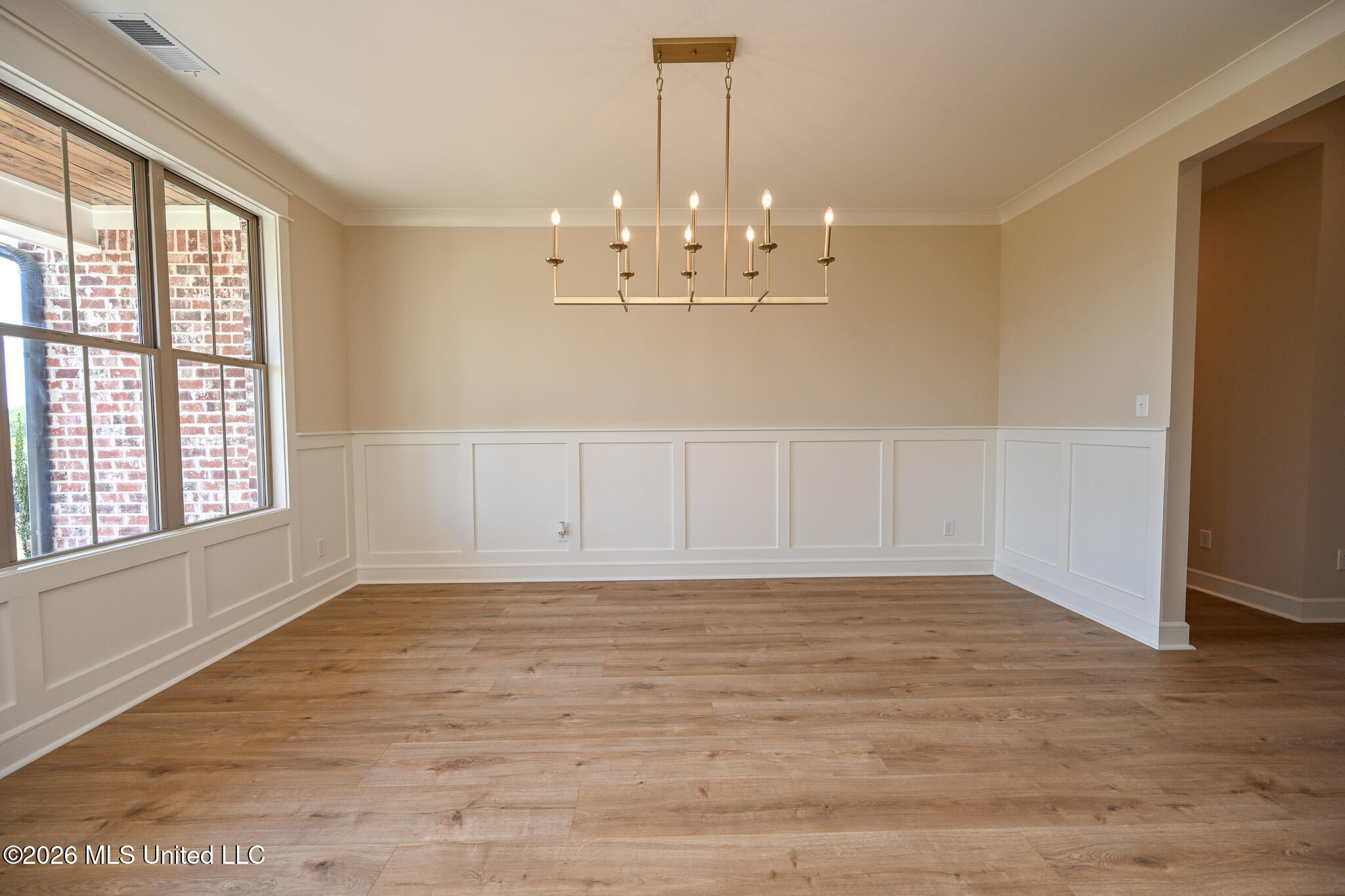 2306 Lochside Street Property Photo 11