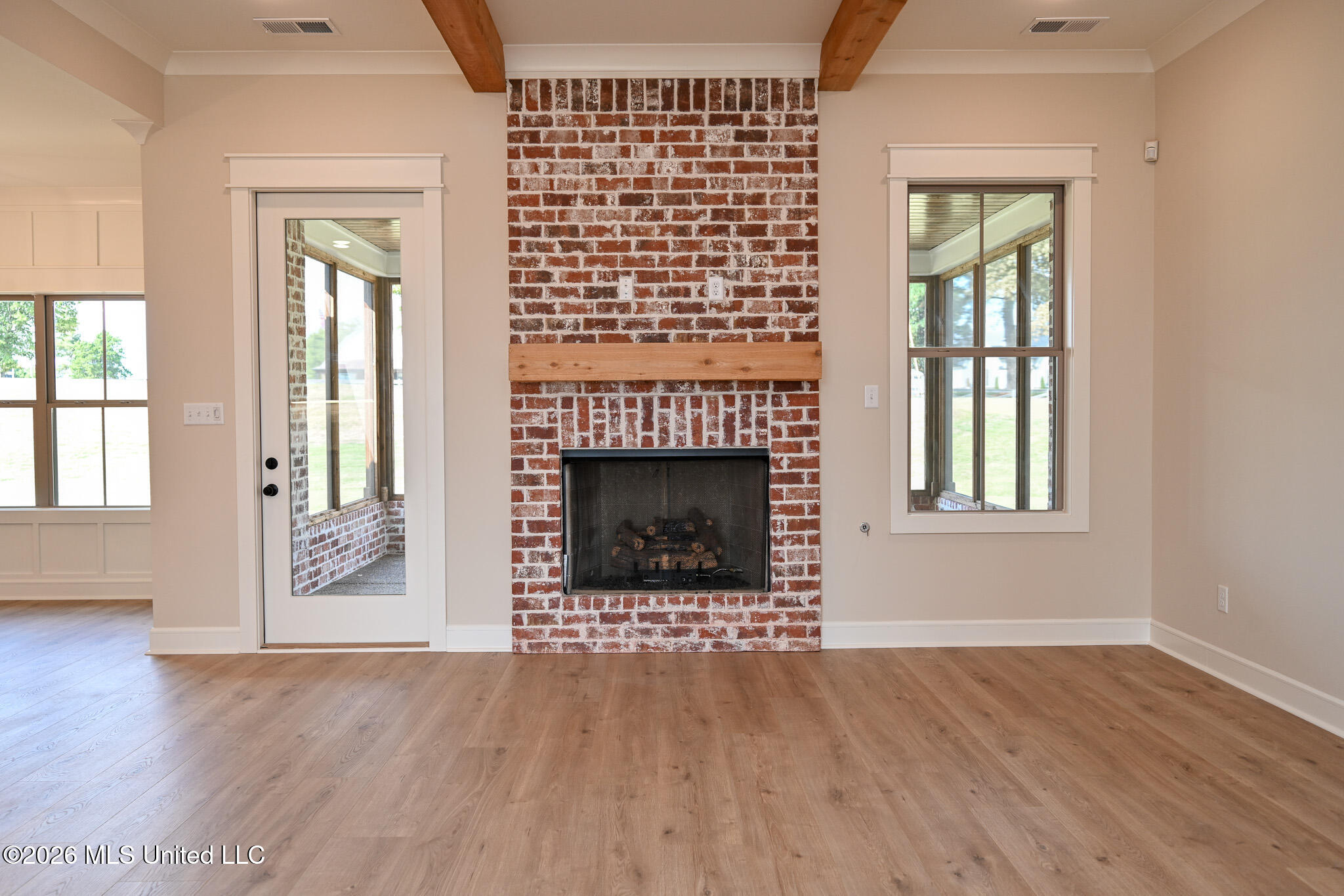 2306 Lochside Street Property Photo 14