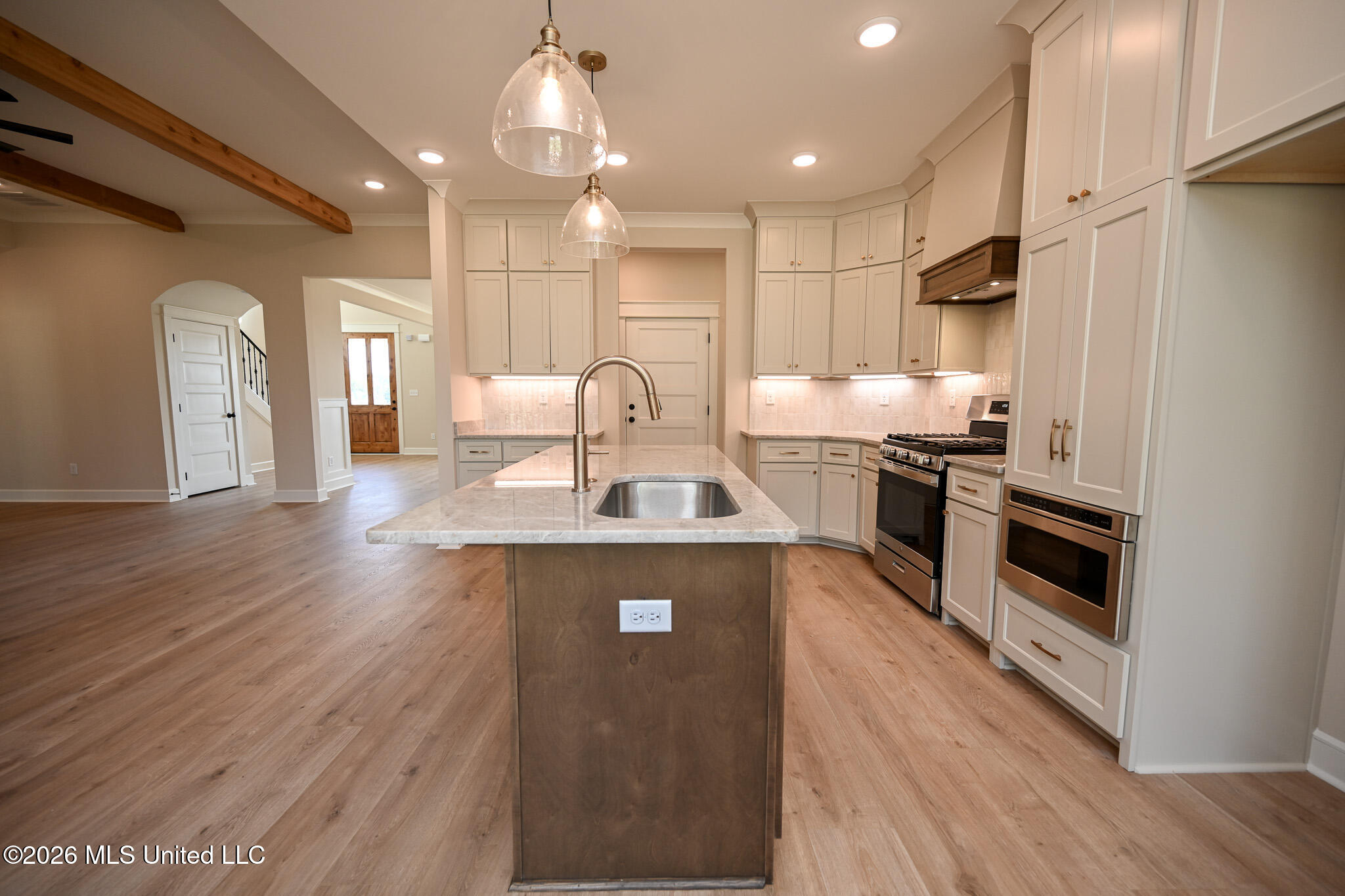 2306 Lochside Street Property Photo 19