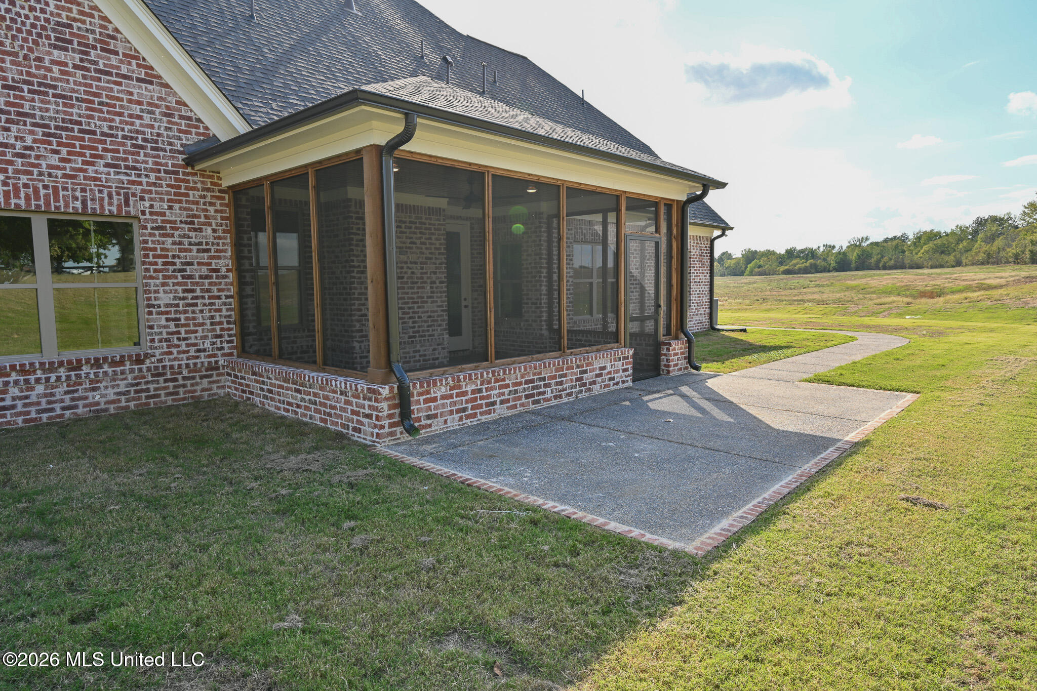 2306 Lochside Street Property Photo 49