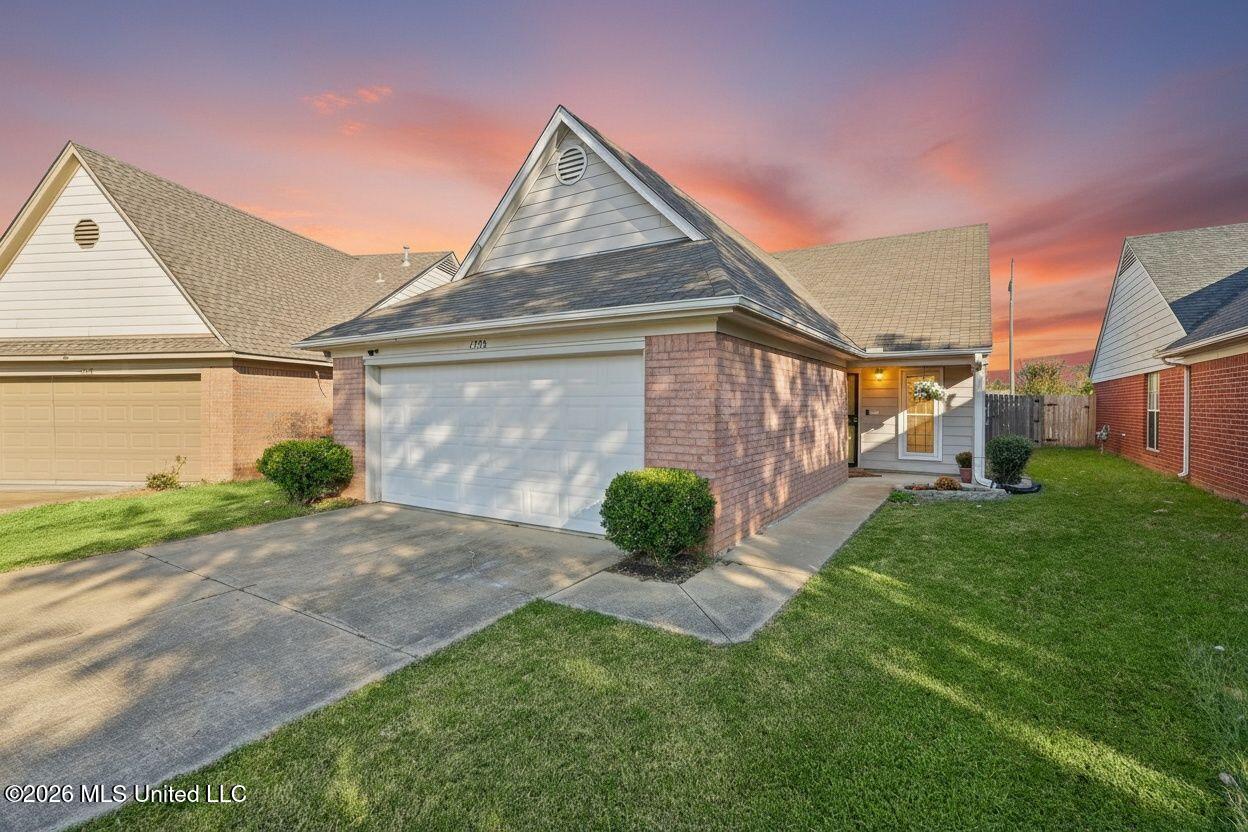 1528 Central Trails Drive Property Photo 1