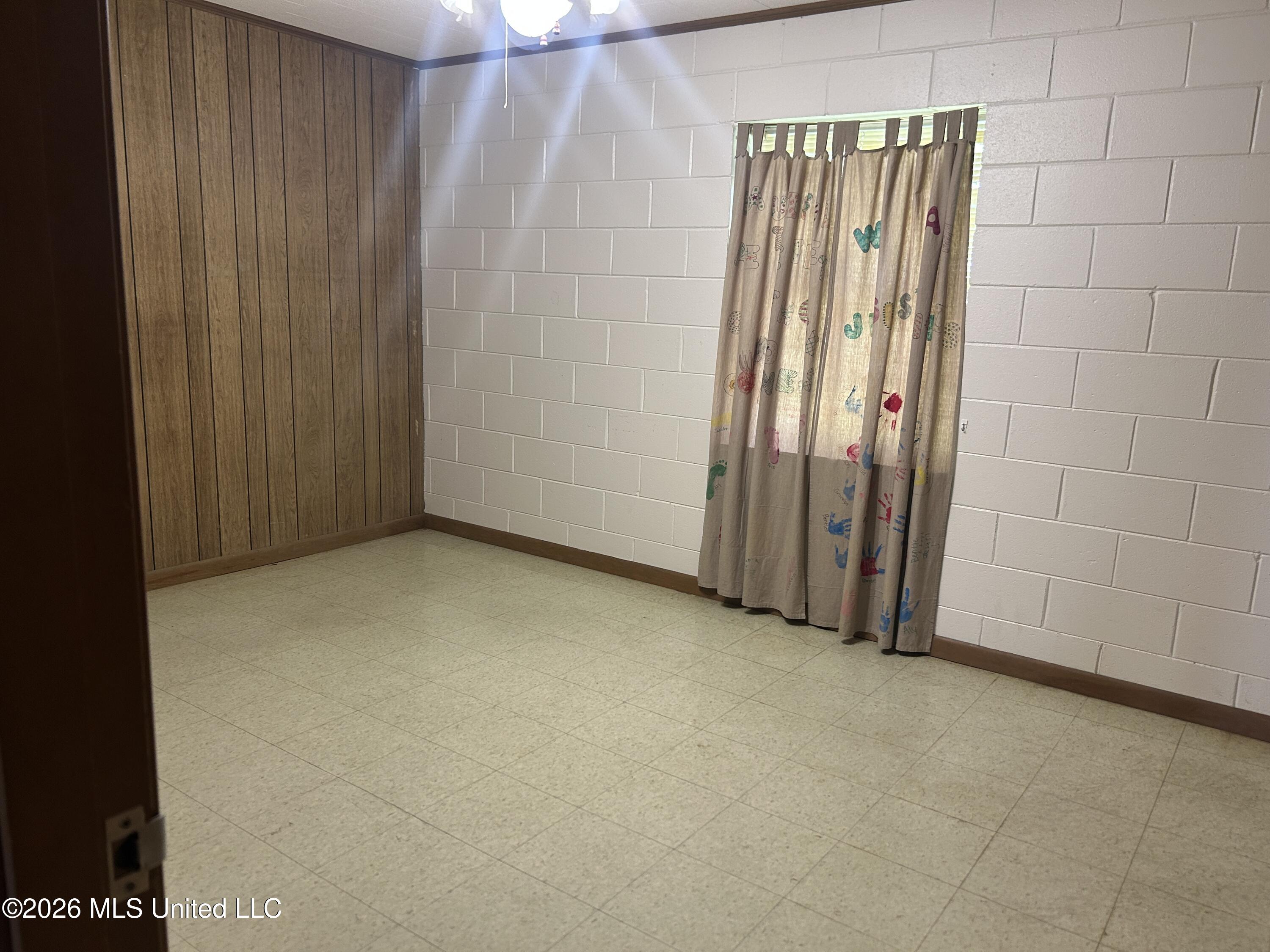339 24th Street Property Photo 24