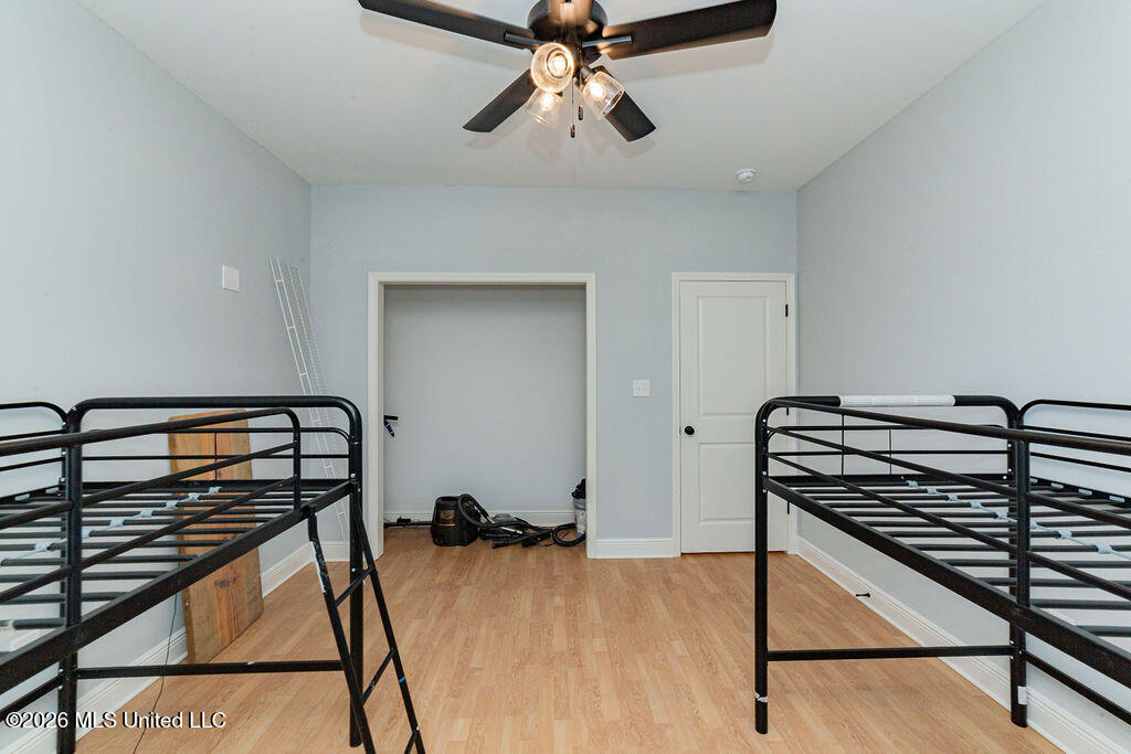 105 Baker Street Property Photo 28