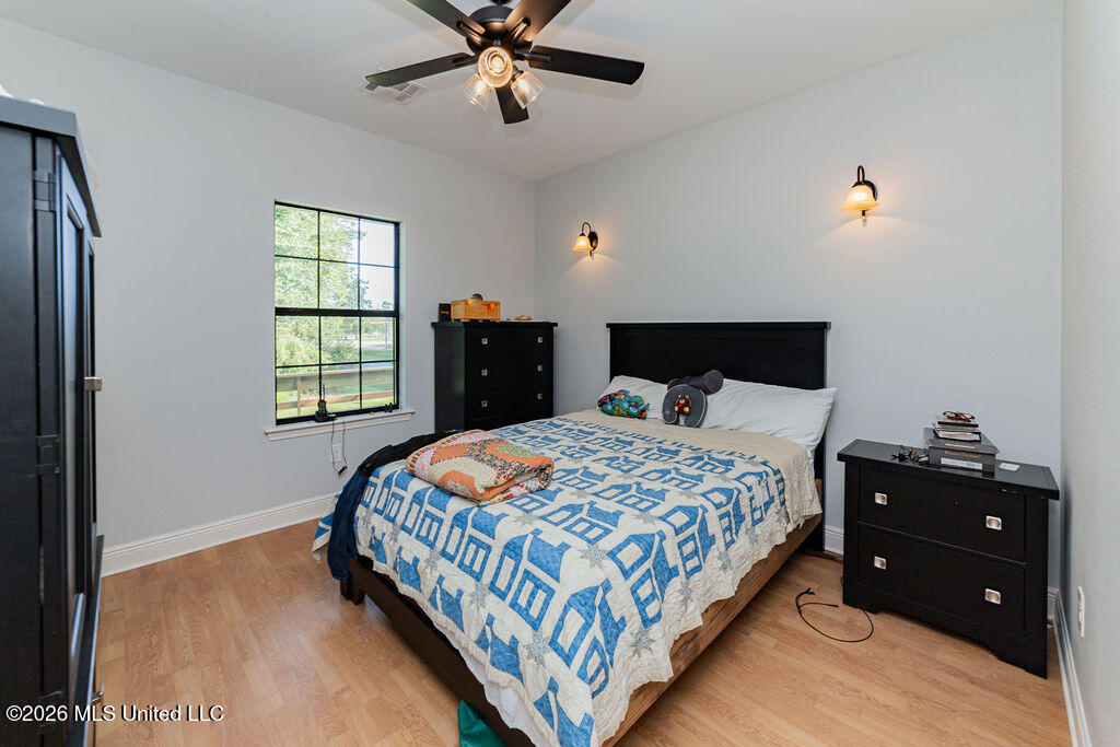 105 Baker Street Property Photo 40