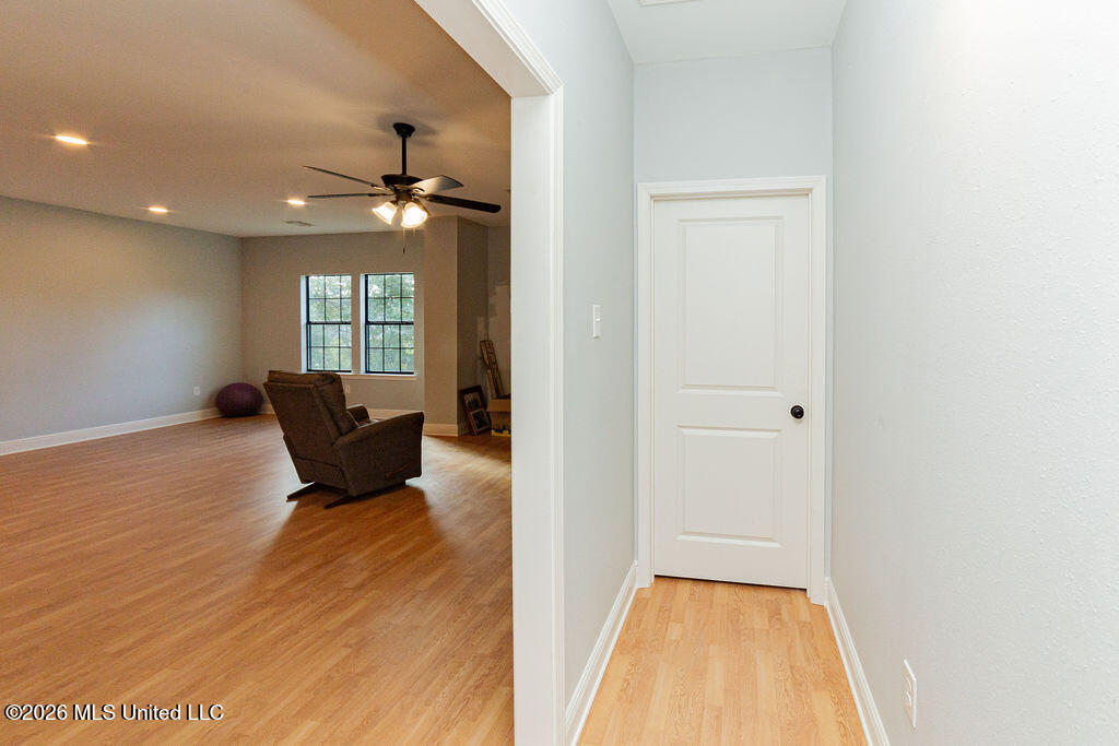 105 Baker Street Property Photo 41