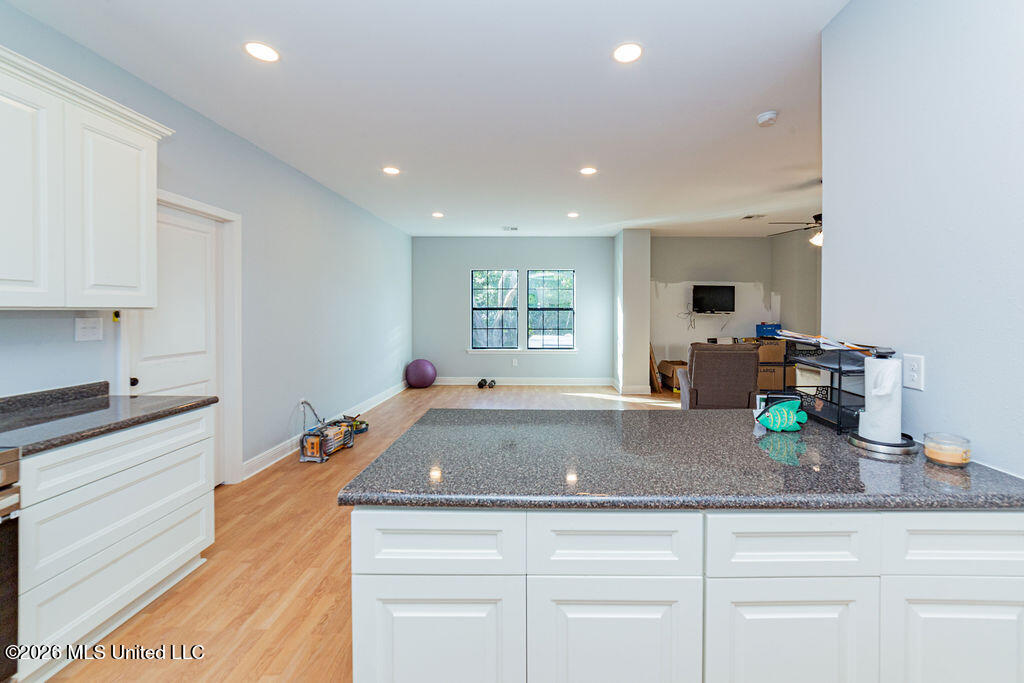 105 Baker Street Property Photo 46