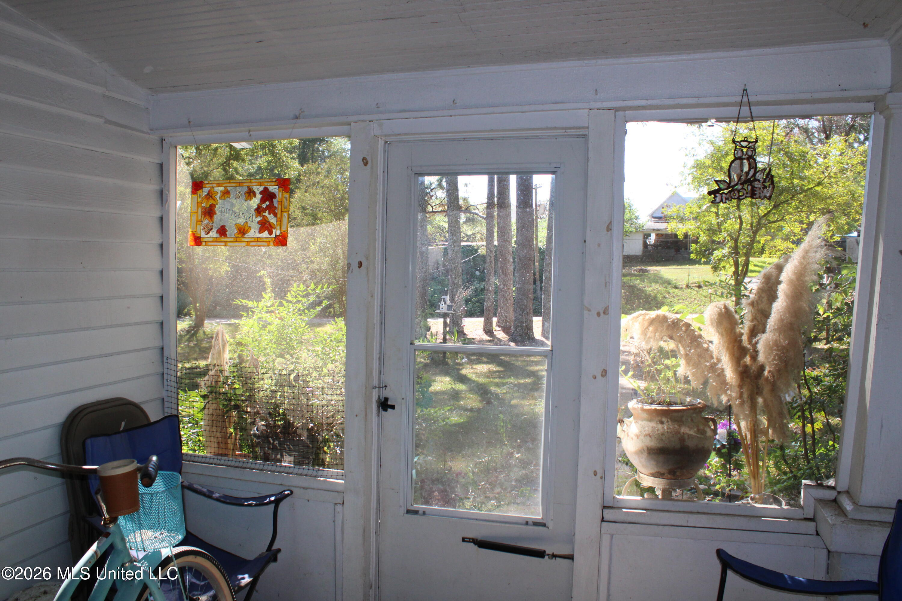 311 Osbourne Street Property Photo 2