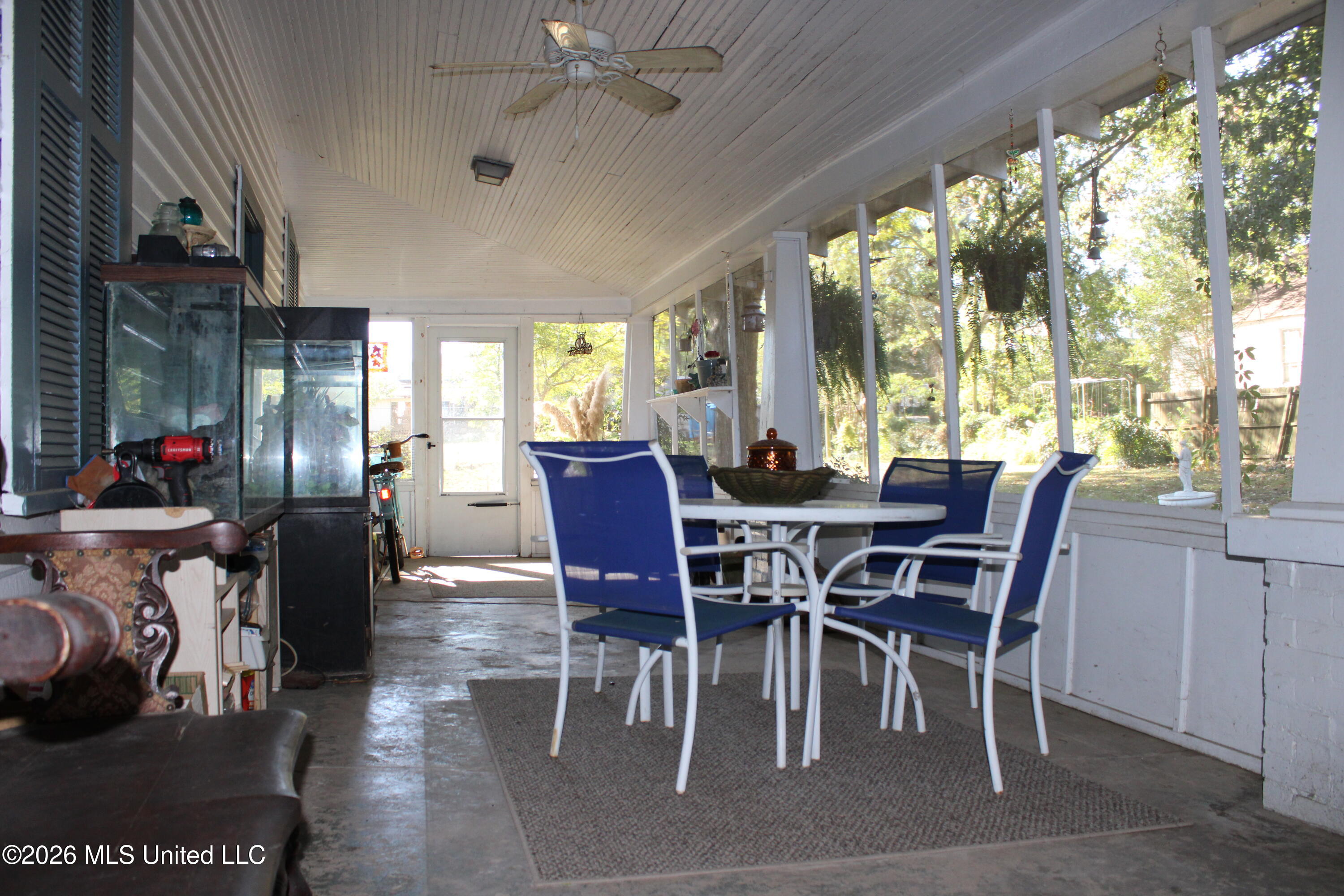 311 Osbourne Street Property Photo 15