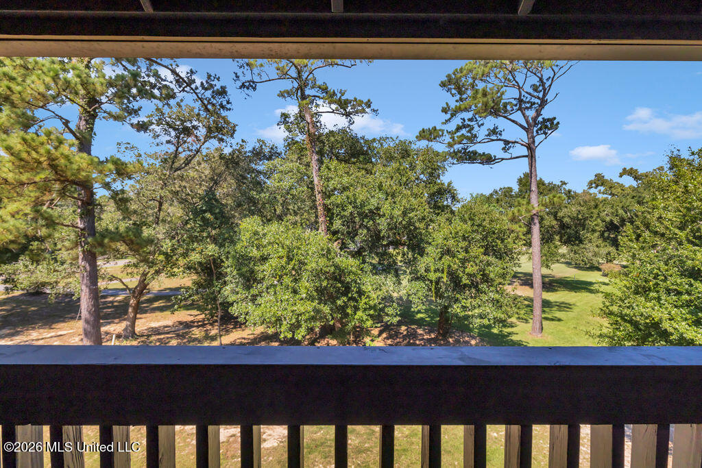 205 Lanai Village Property Photo 29