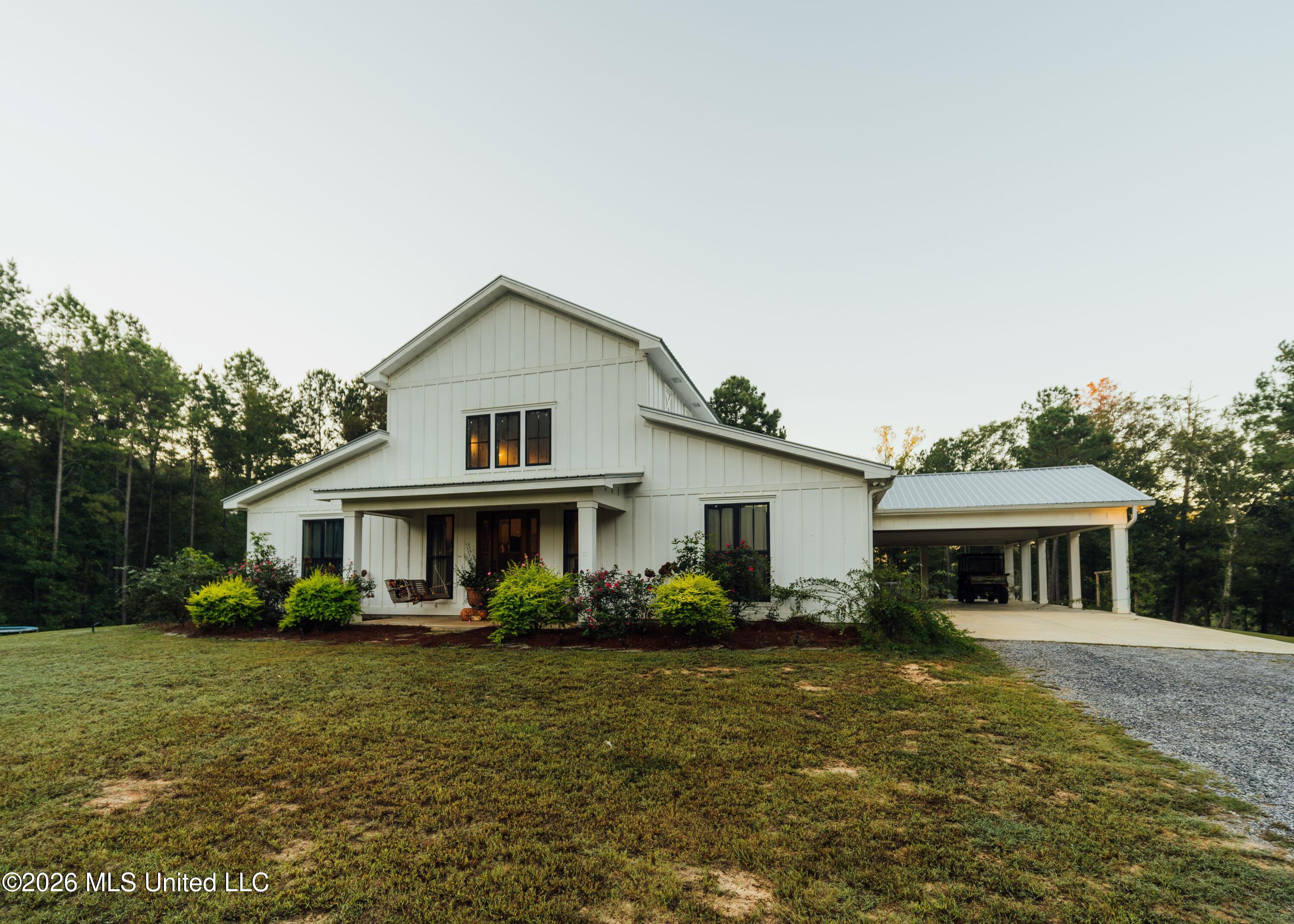 138 Wildflower Lane Property Photo 1