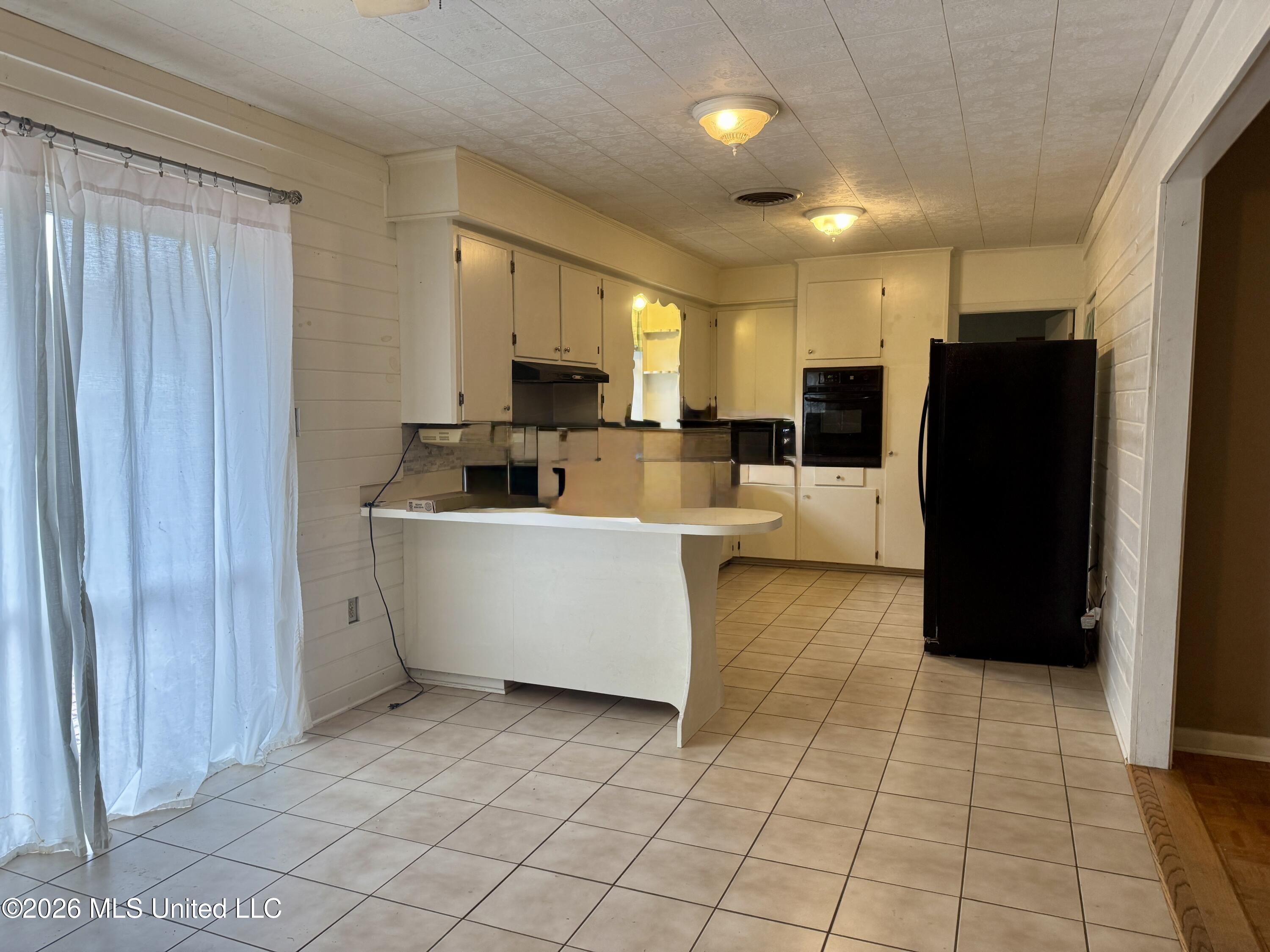 127 John Glenn Avenue Property Photo 6