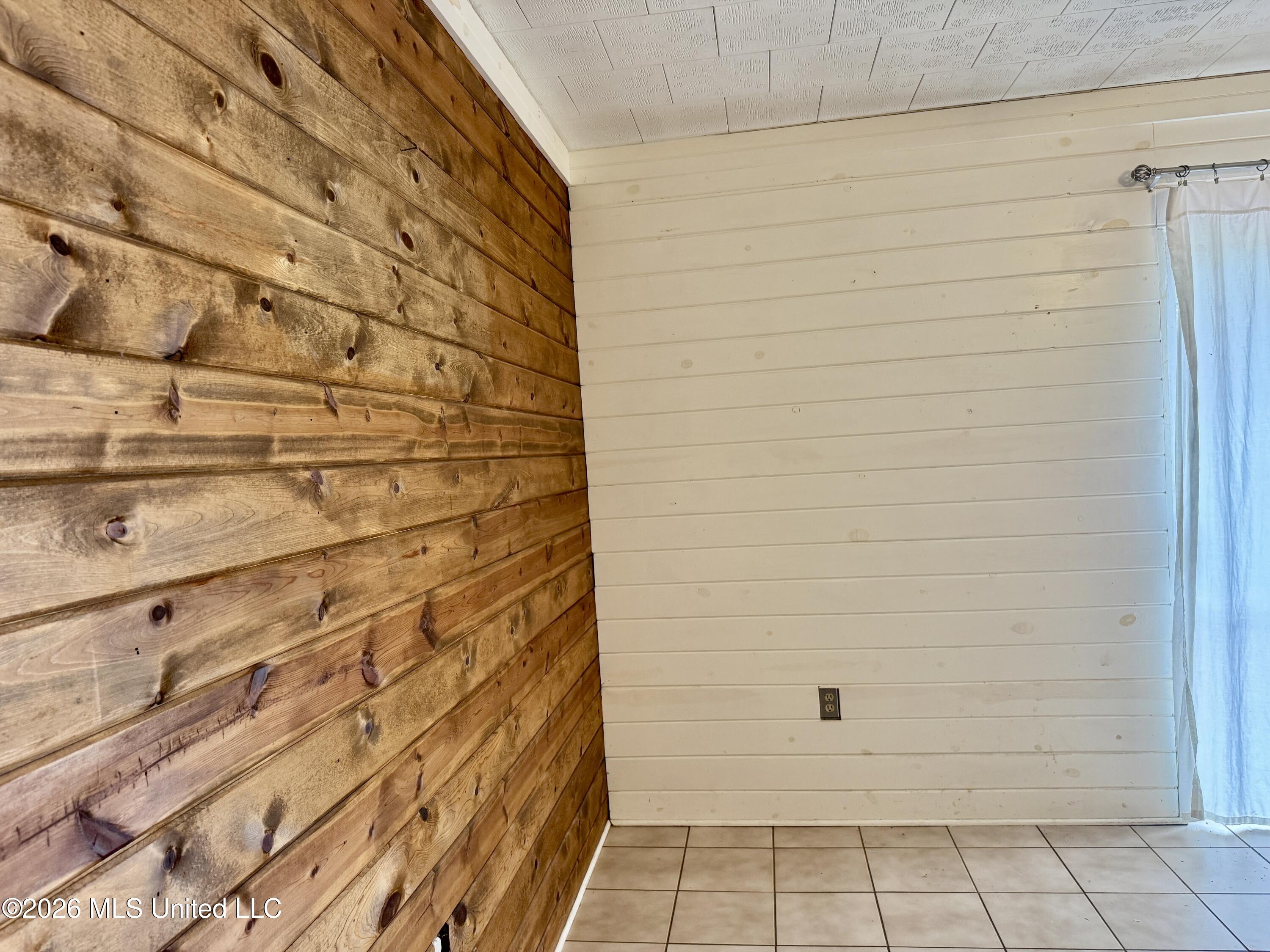 127 John Glenn Avenue Property Photo 8
