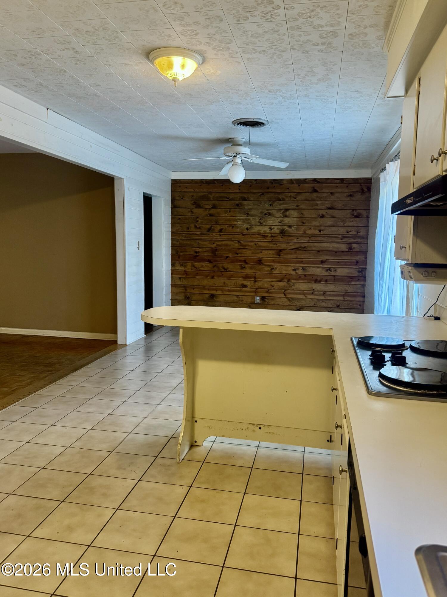 127 John Glenn Avenue Property Photo 9