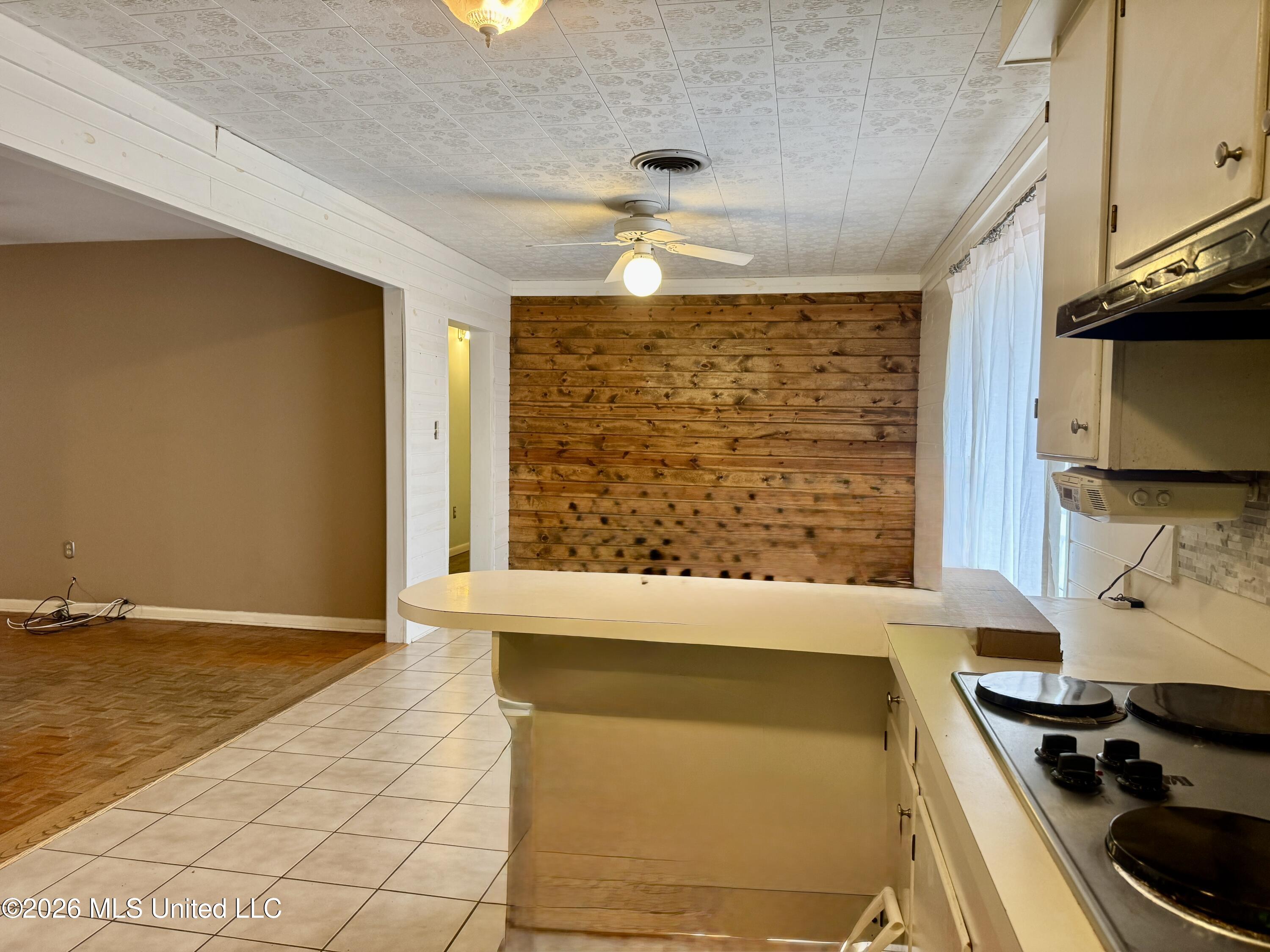 127 John Glenn Avenue Property Photo 11