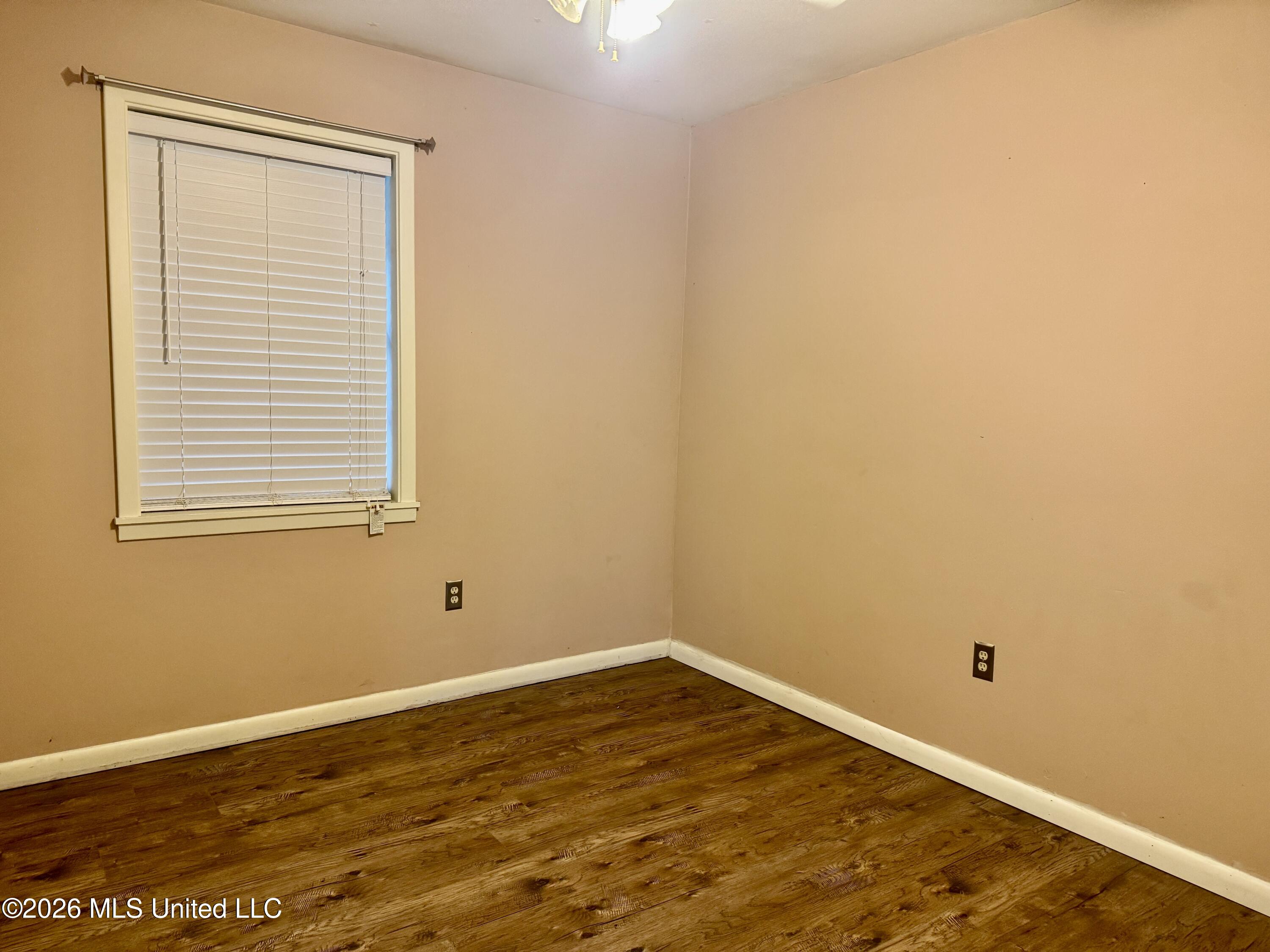 127 John Glenn Avenue Property Photo 18