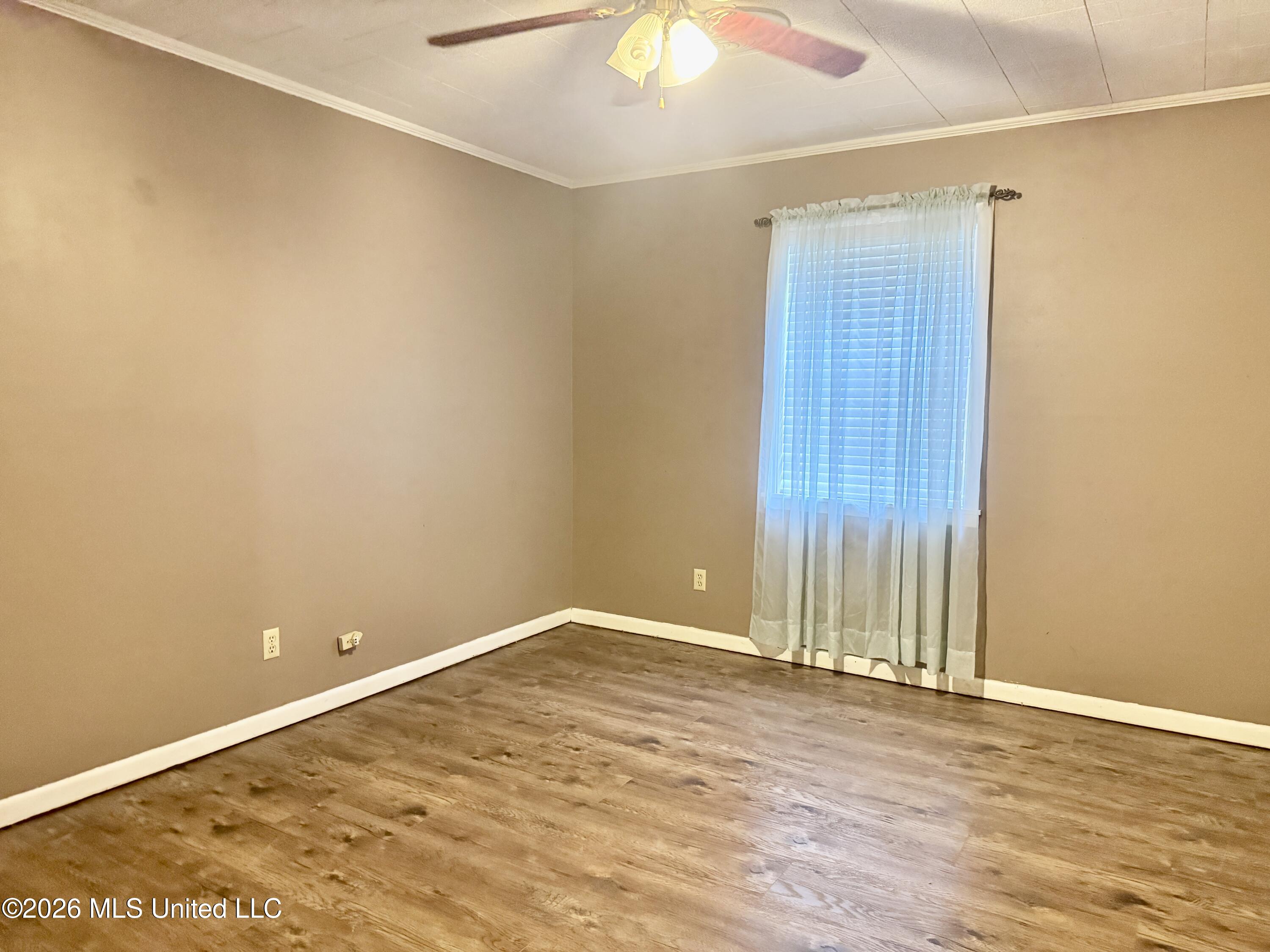 127 John Glenn Avenue Property Photo 31