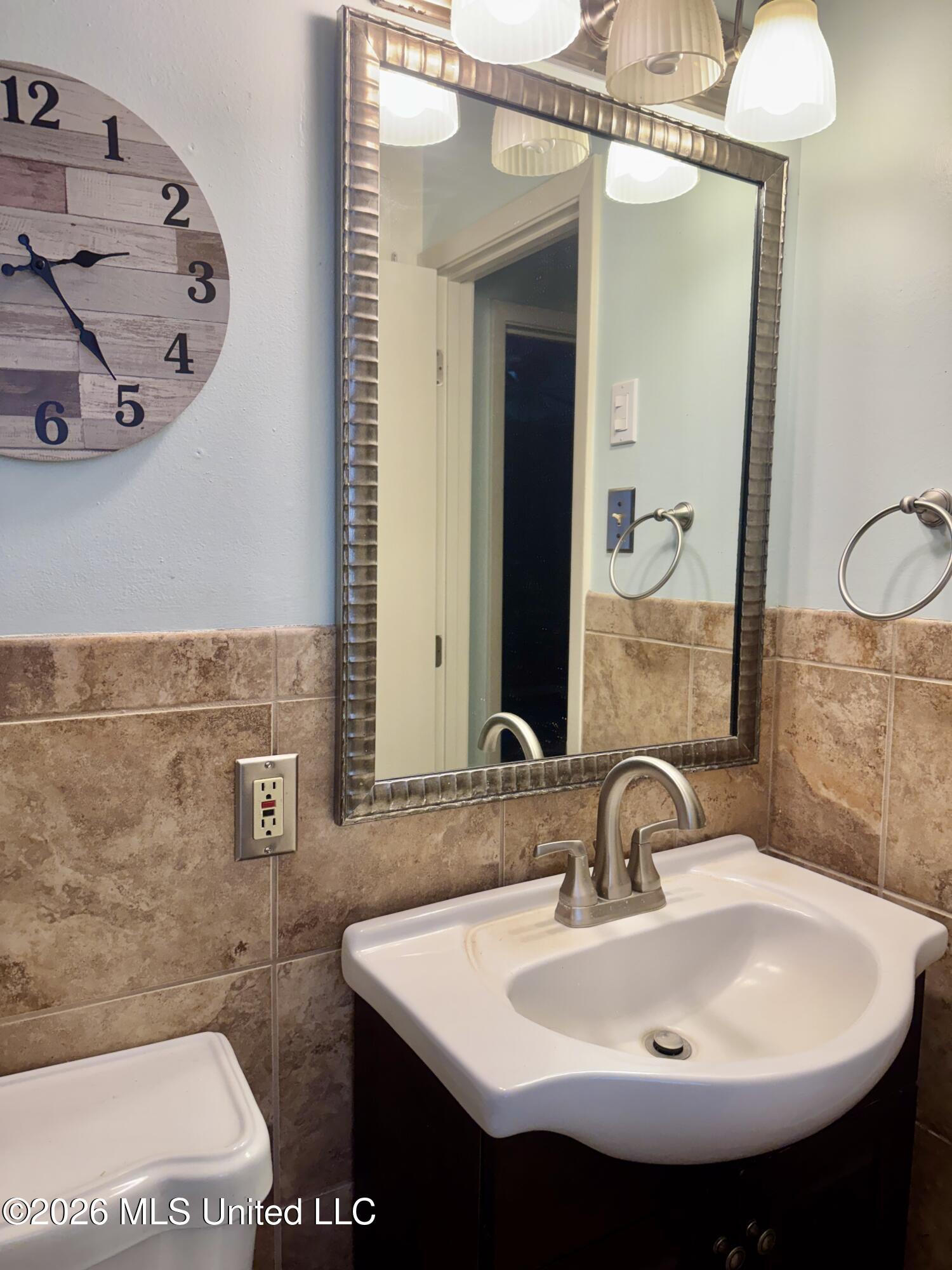 127 John Glenn Avenue Property Photo 32