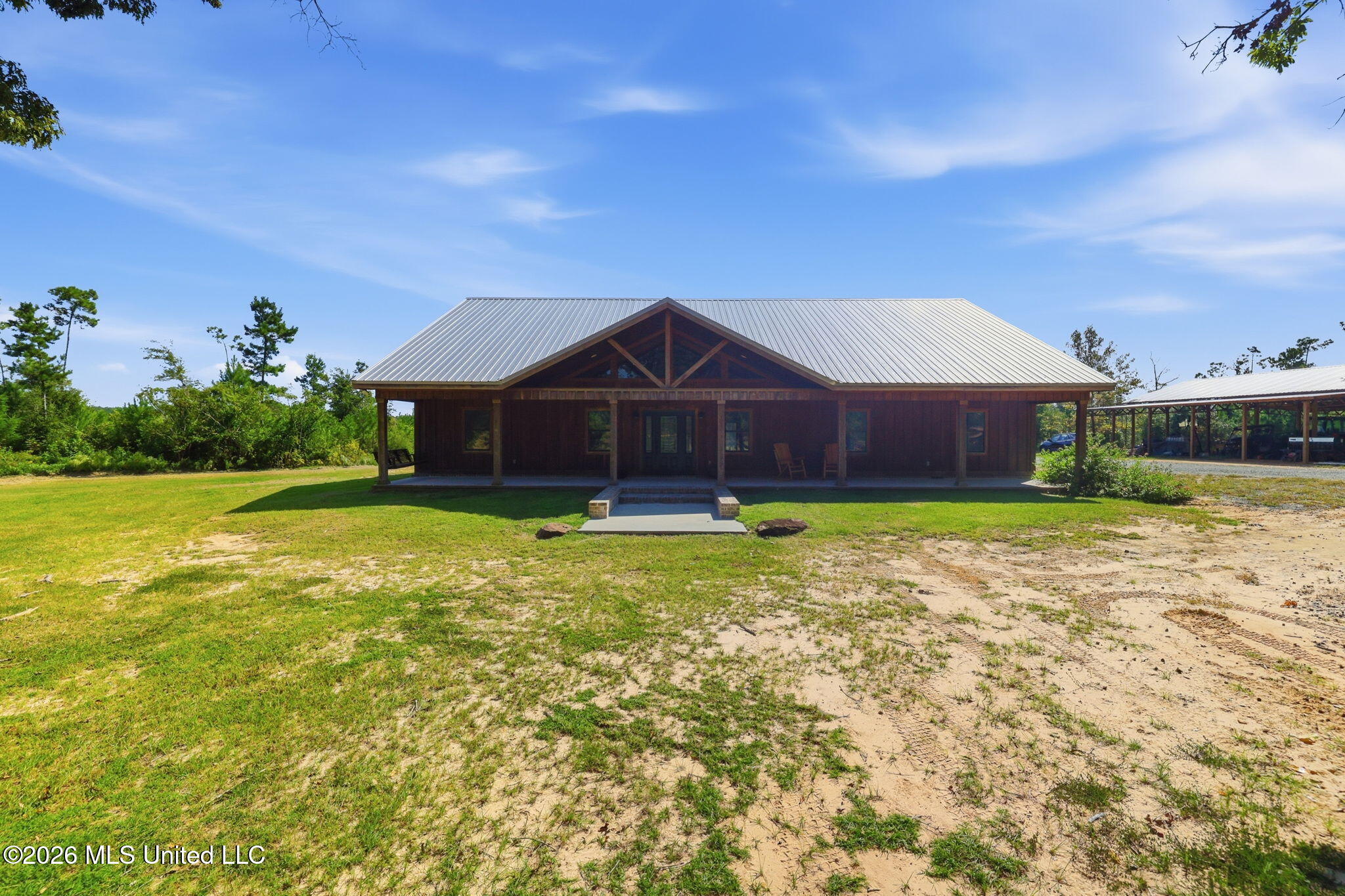 342 Sheena's Drive Property Photo 5