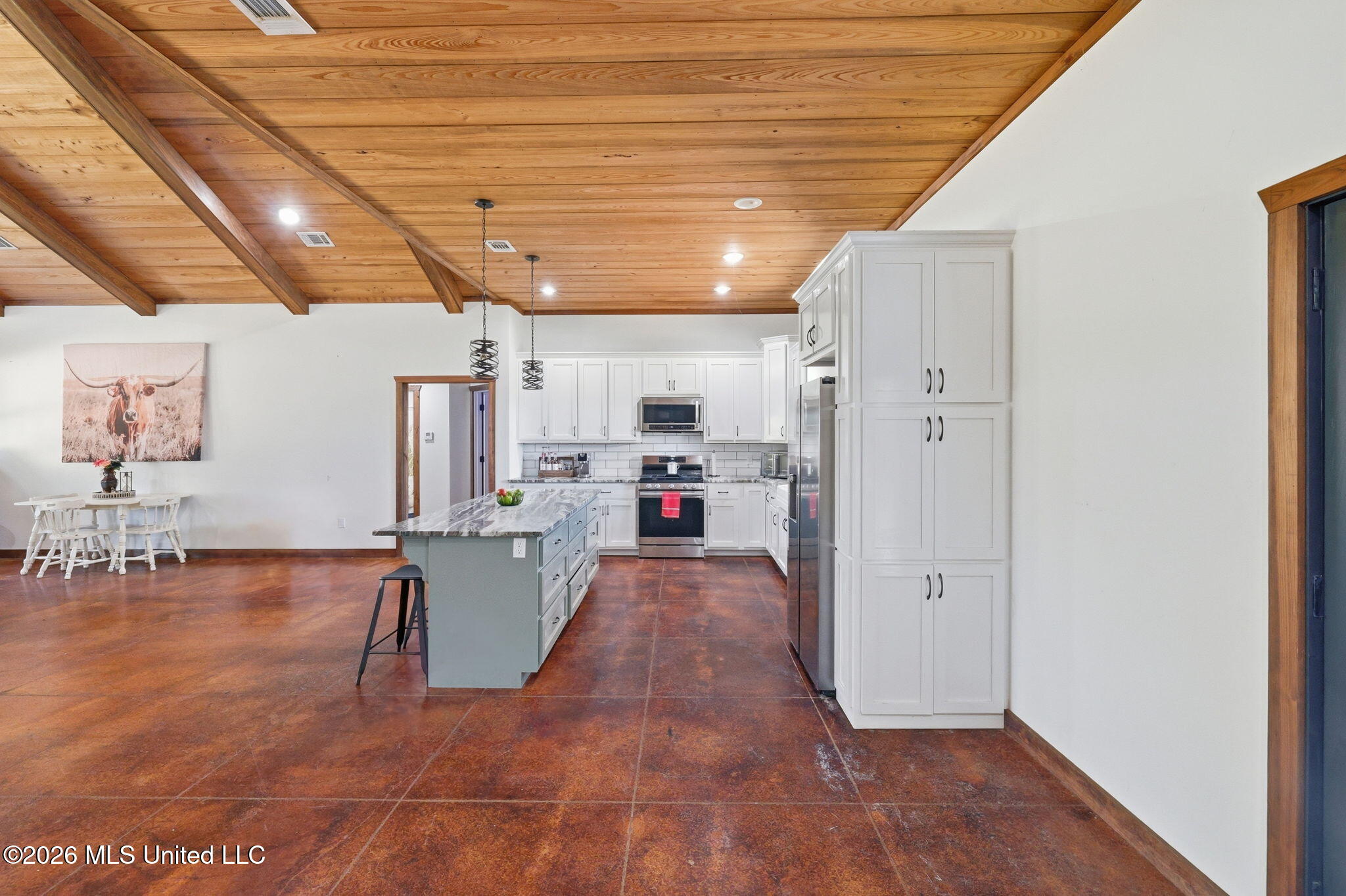 342 Sheena's Drive Property Photo 21