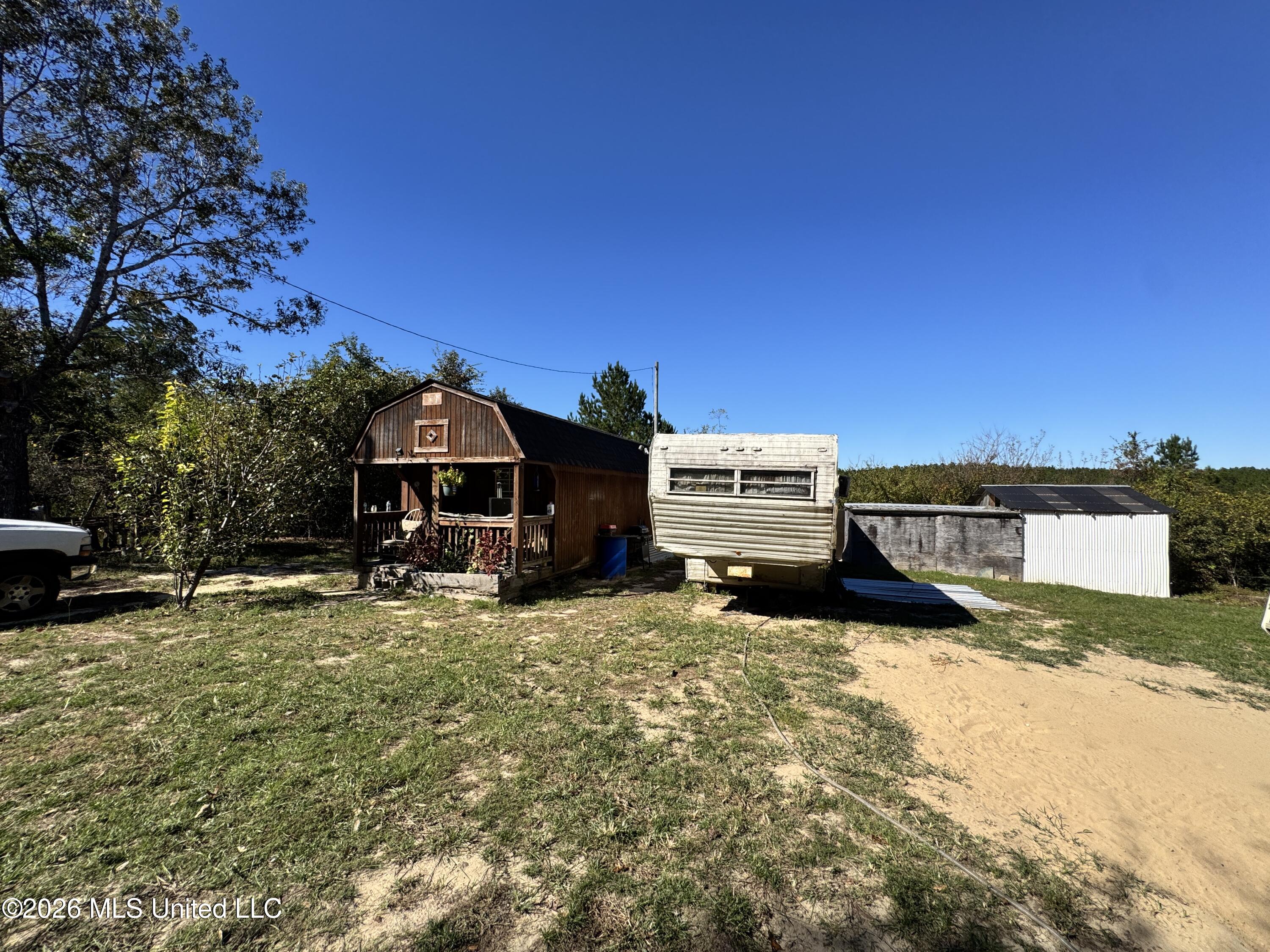 445 Waller Road Property Photo 1