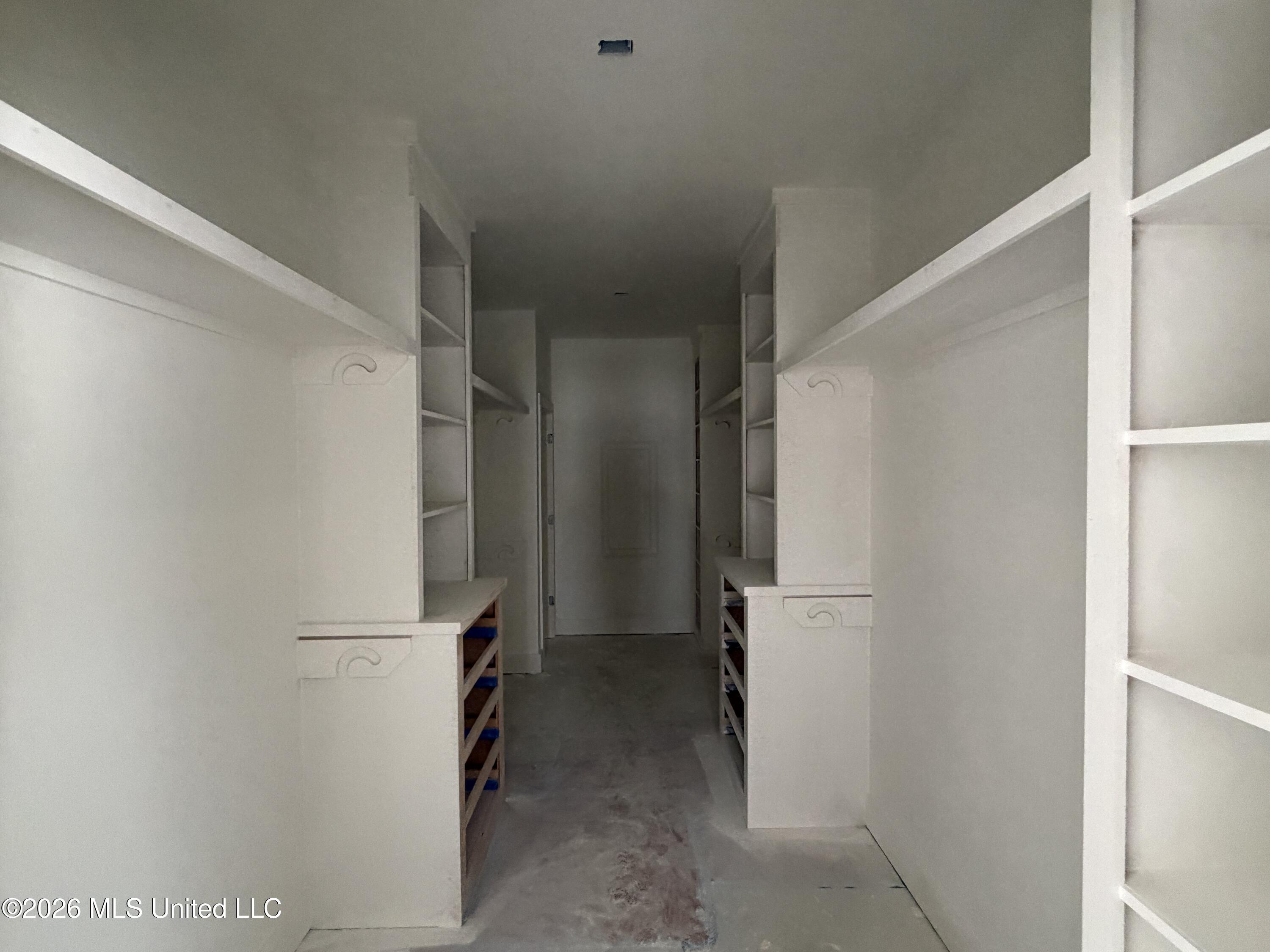 1218 Old Court Crossing Property Photo 10