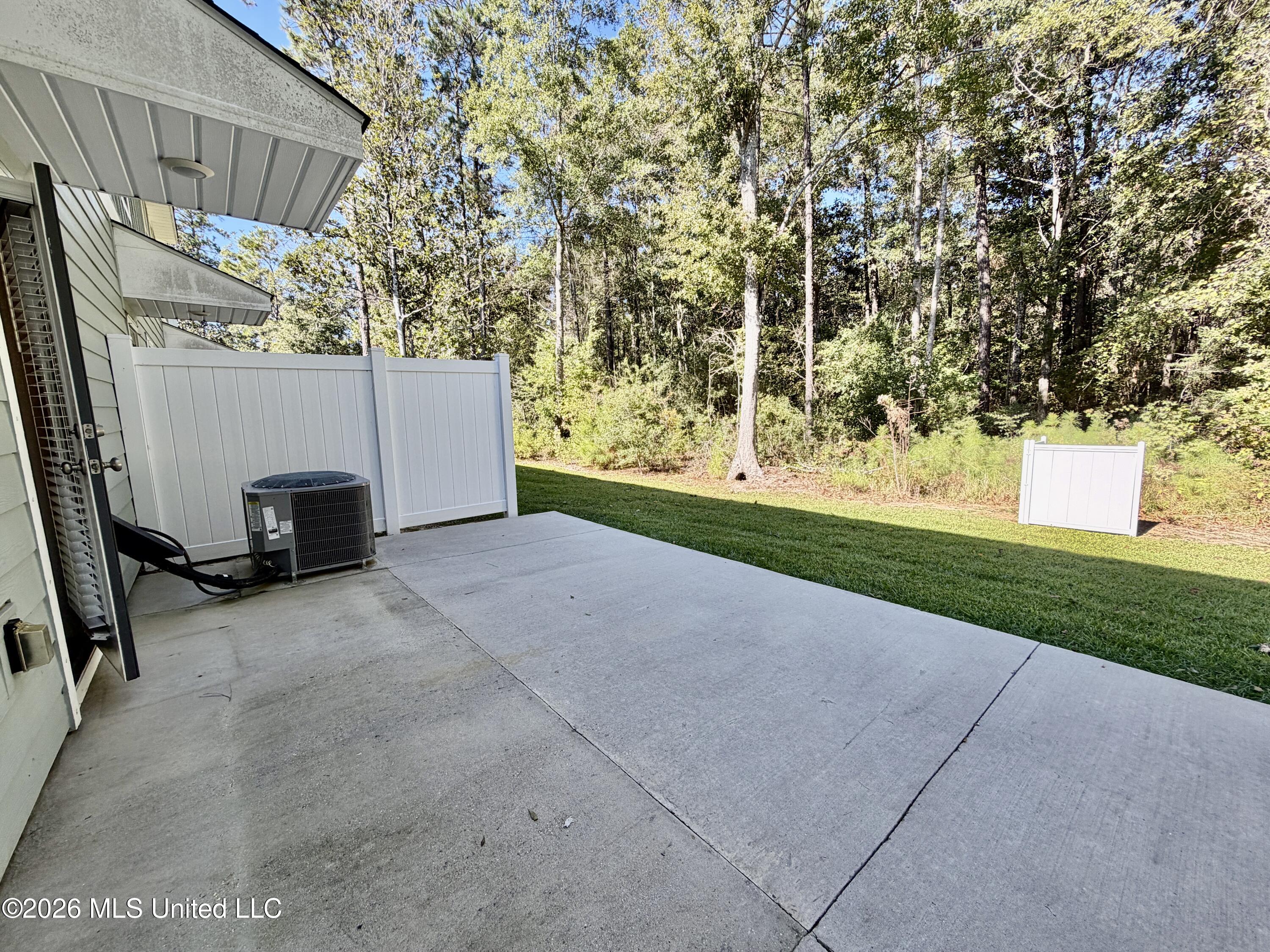 12256 Frazier Lane Property Photo 8