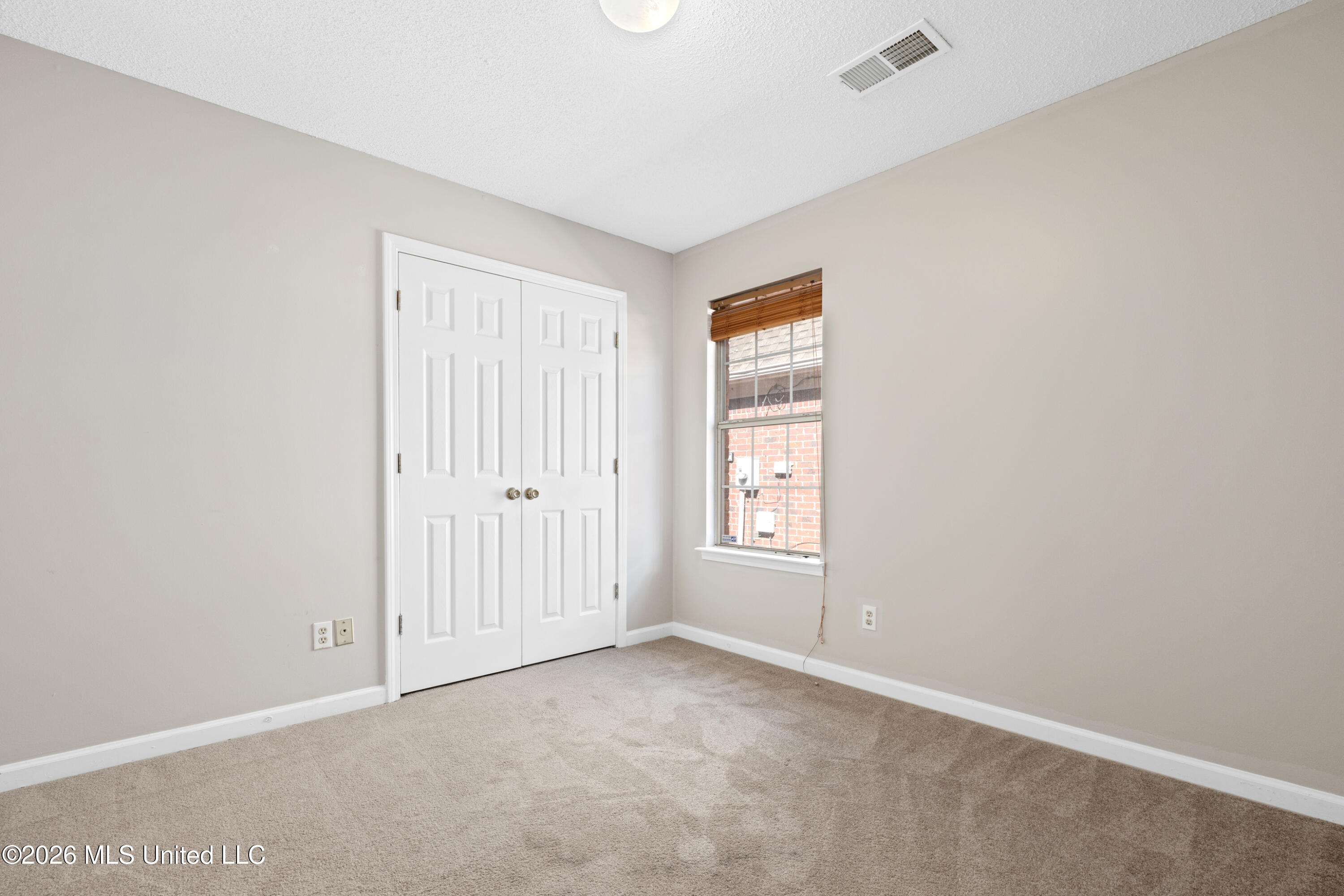 8224 Clubview Drive Property Photo 28