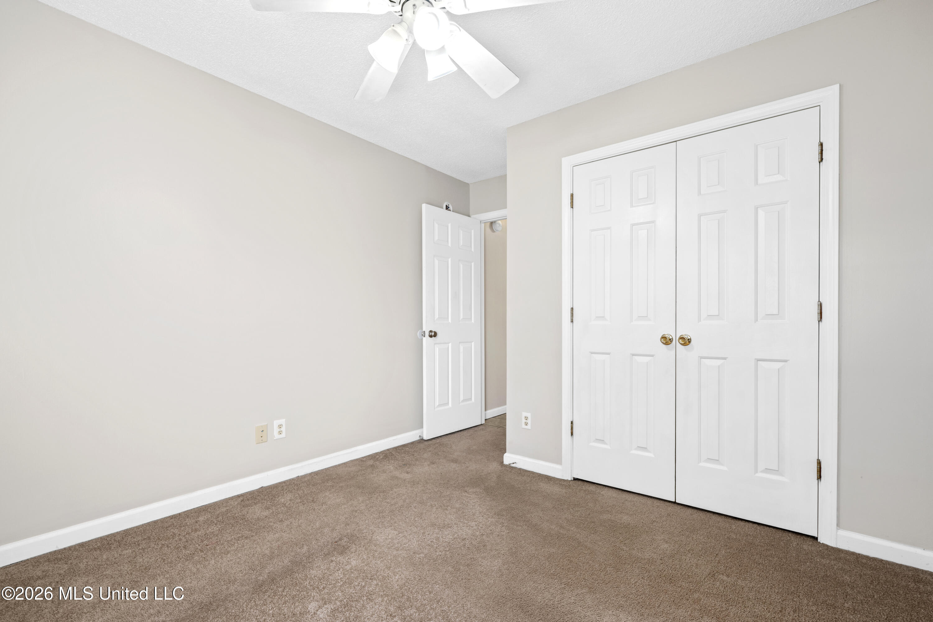 8224 Clubview Drive Property Photo 32