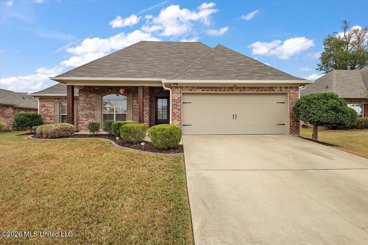 216 Rockbridge Drive Property Photo 1