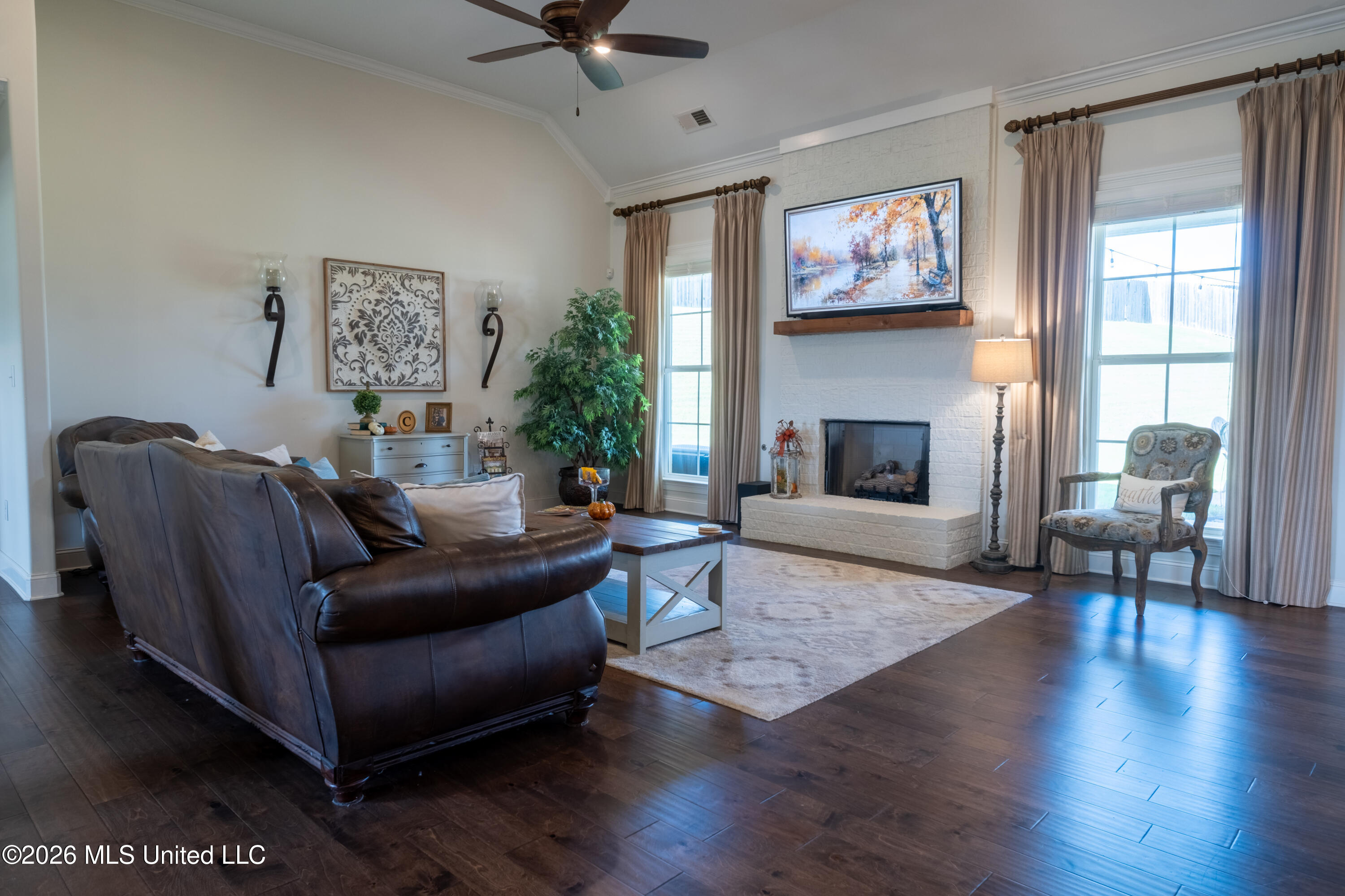 3273 Mckenna Way Property Photo 4