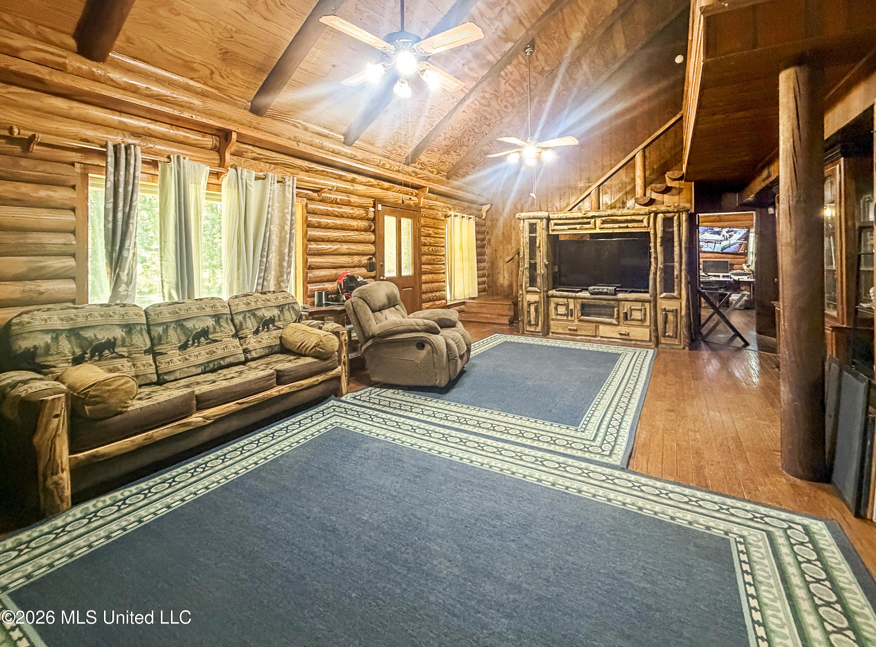1067 E Monticello Street Property Photo 15