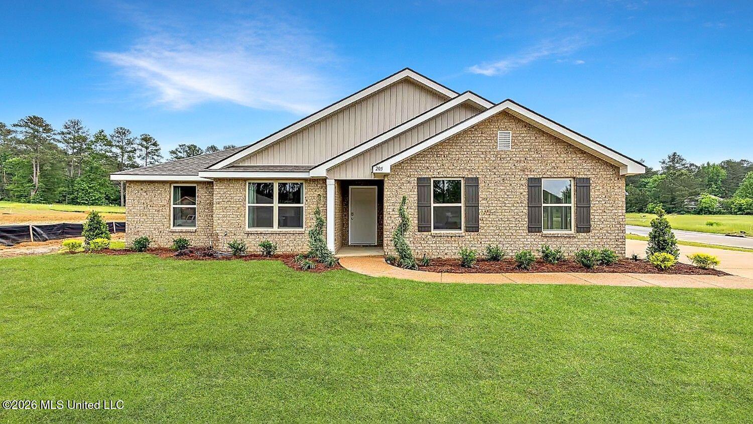 205 Raulston Drive Property Photo 1