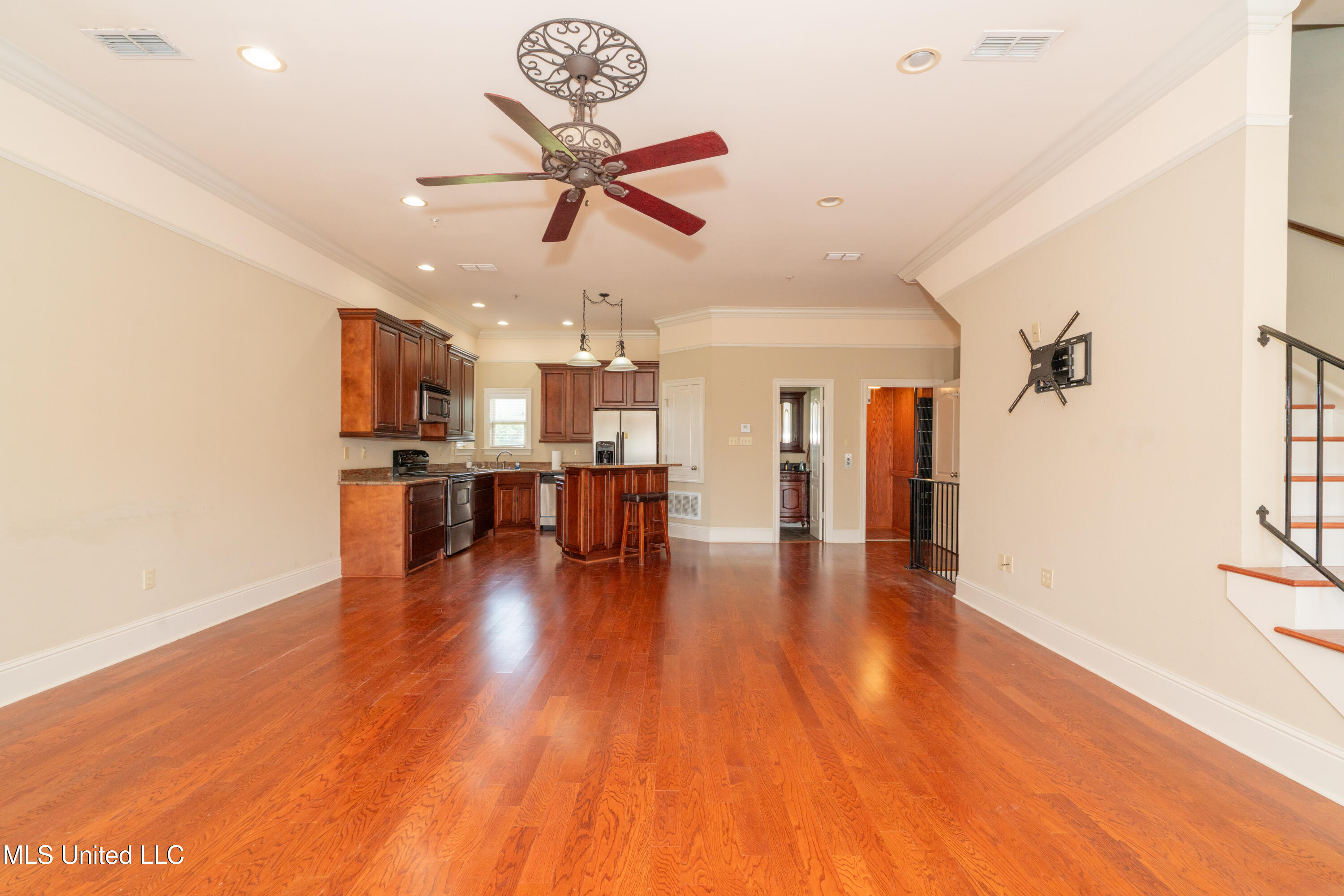 8 Oak Alley Lane Property Photo 5