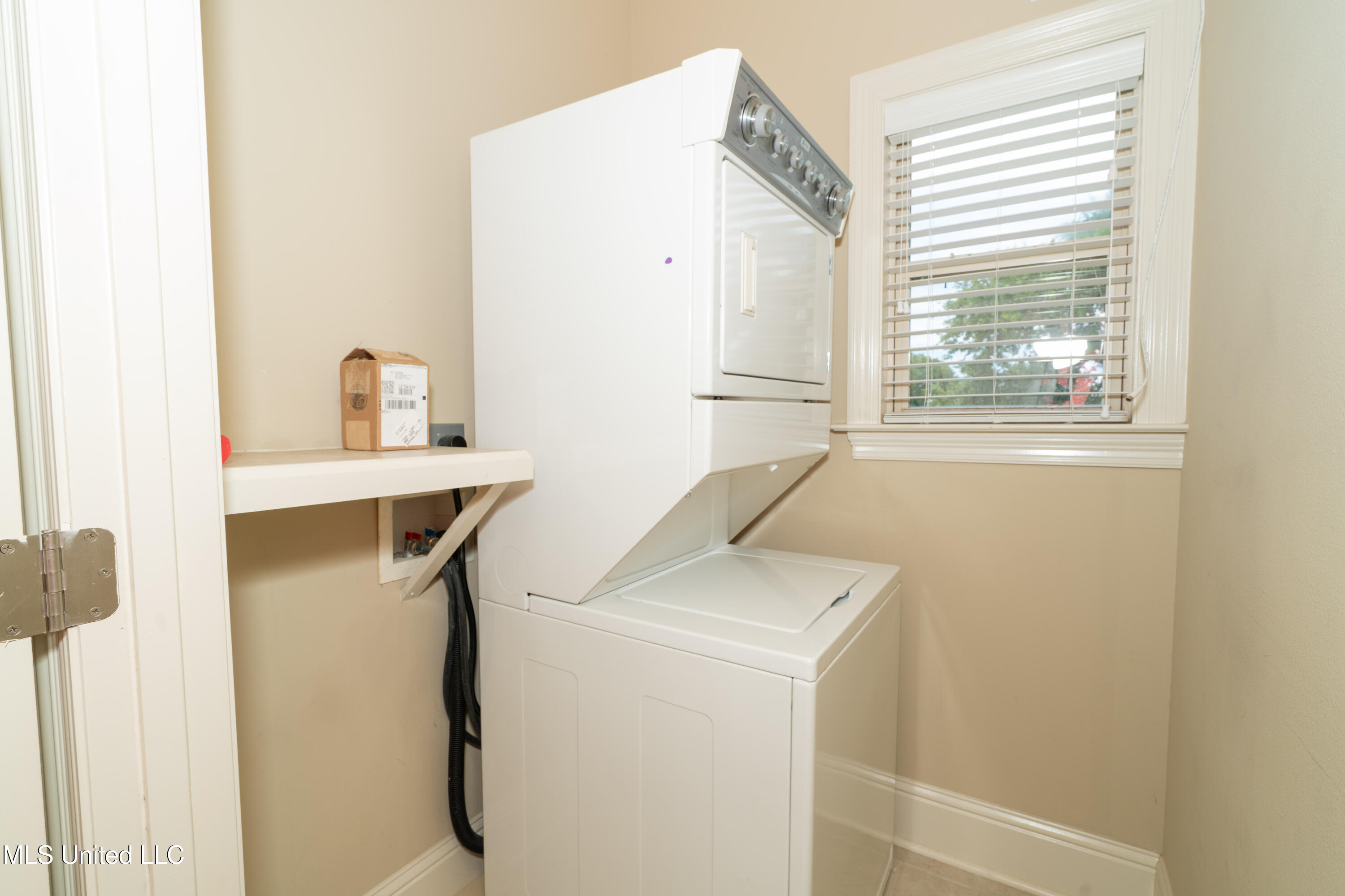 8 Oak Alley Lane Property Photo 13