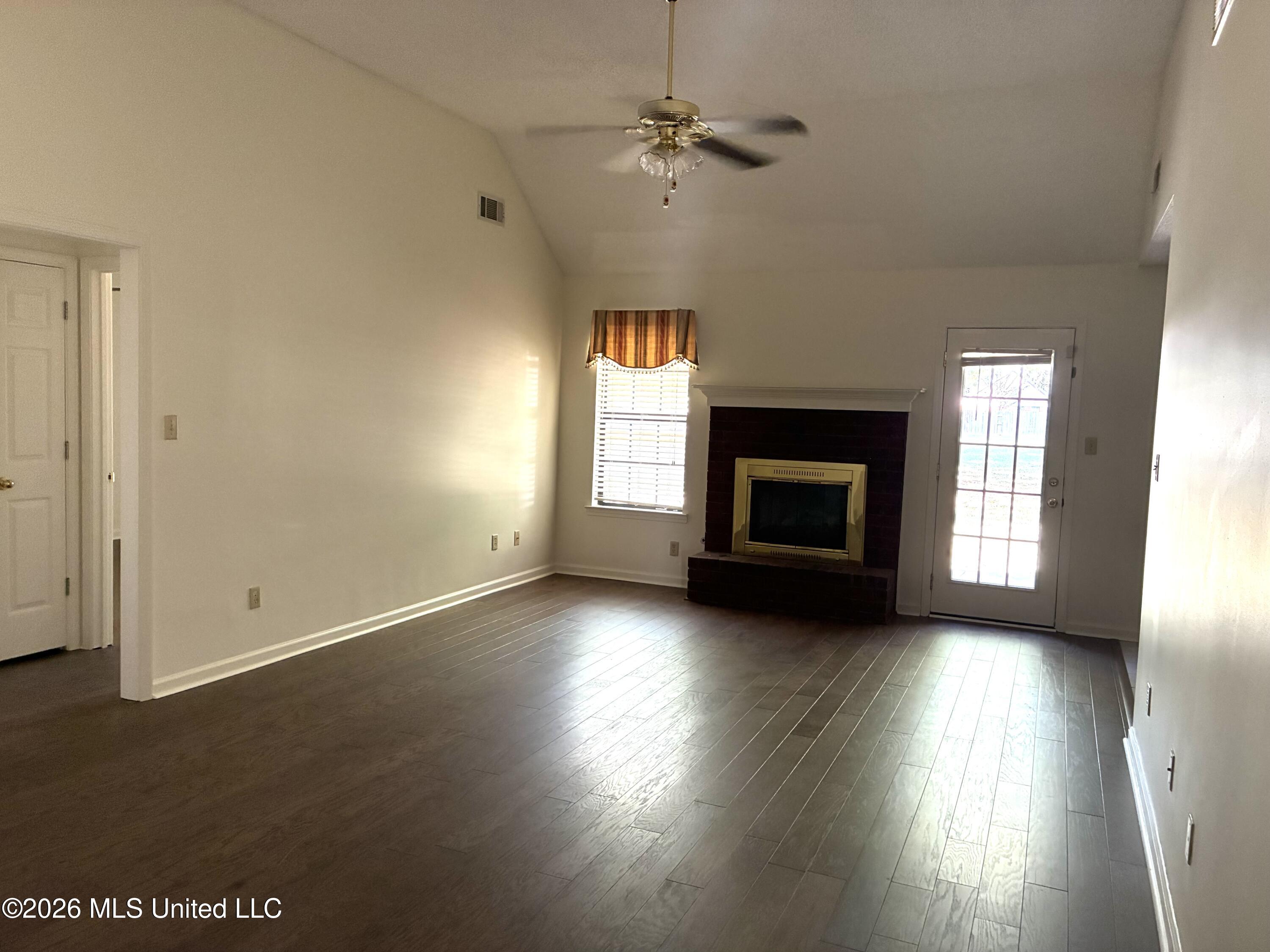 6250 River Birch Road Property Photo 11