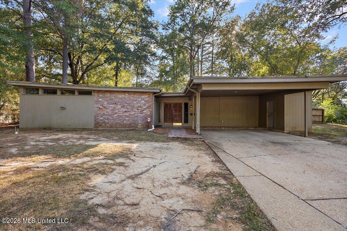 5365 Jamaica Drive Property Photo 1