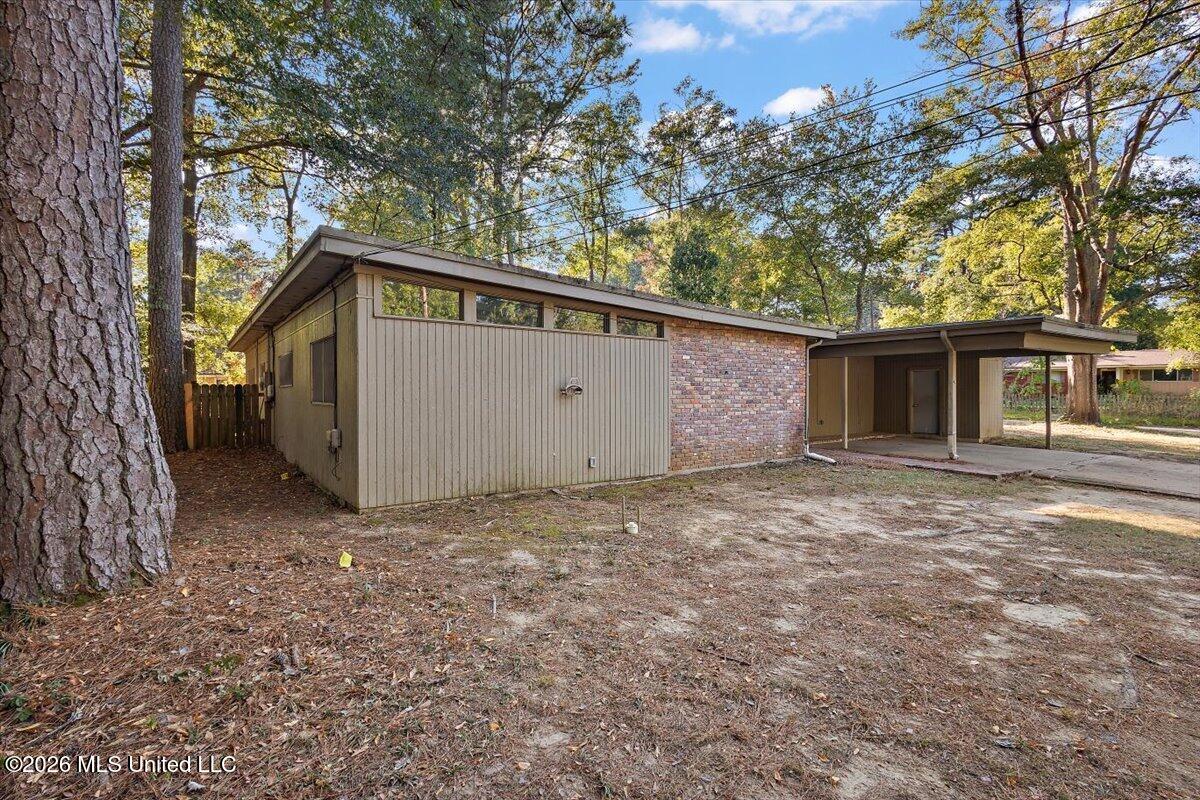 5365 Jamaica Drive Property Photo 2
