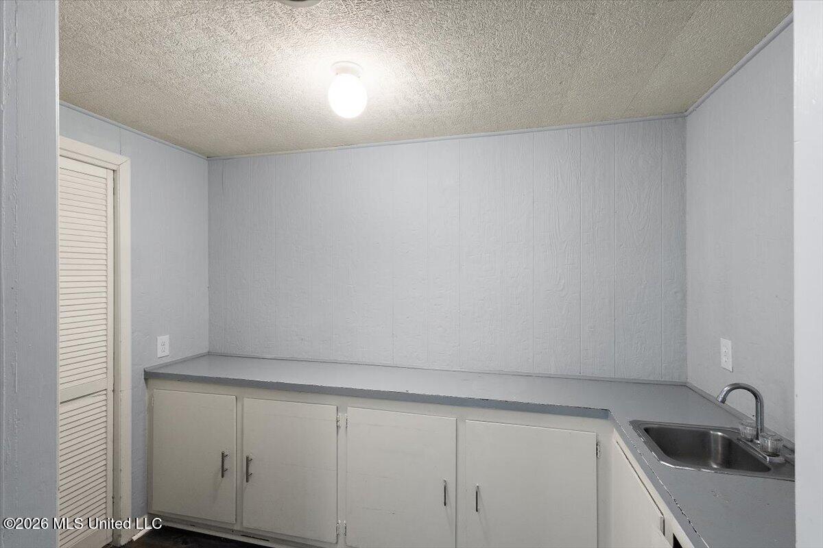 5365 Jamaica Drive Property Photo 10