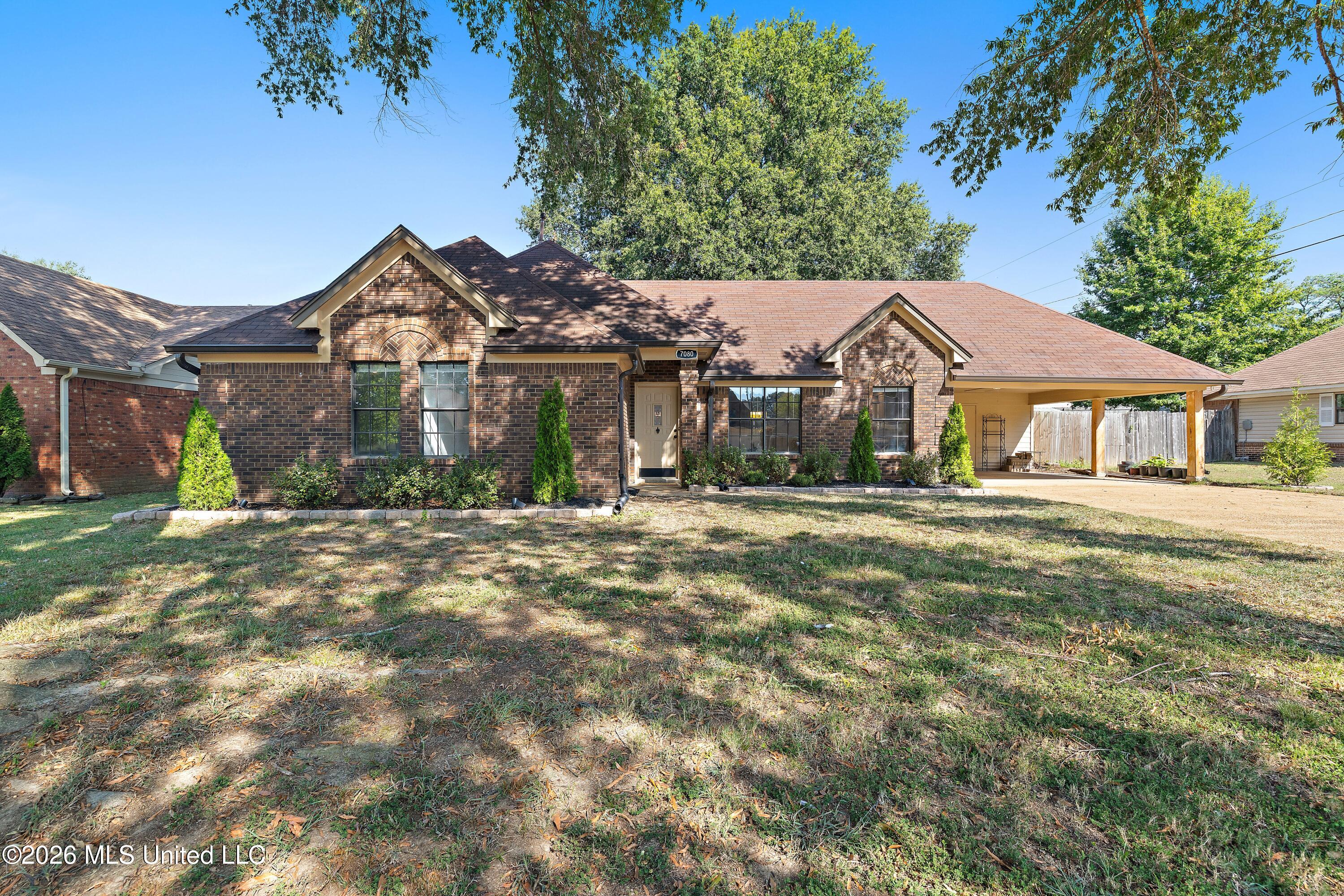 7080 Cedardale Road Property Photo 1
