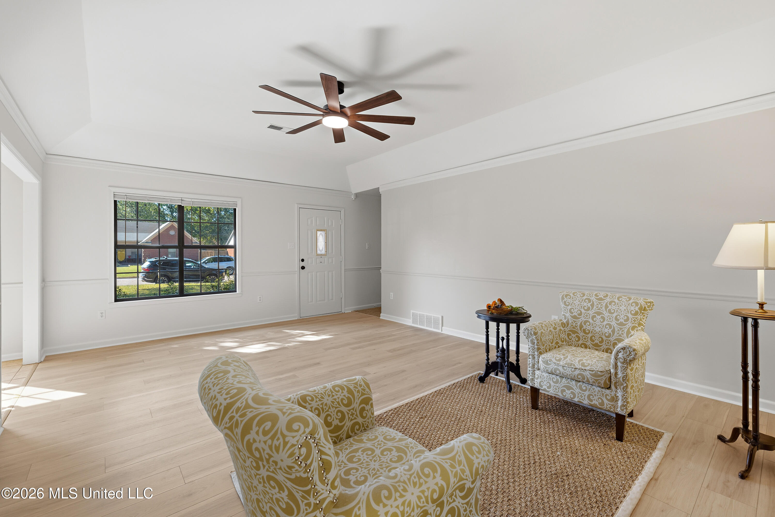 7080 Cedardale Road Property Photo 7