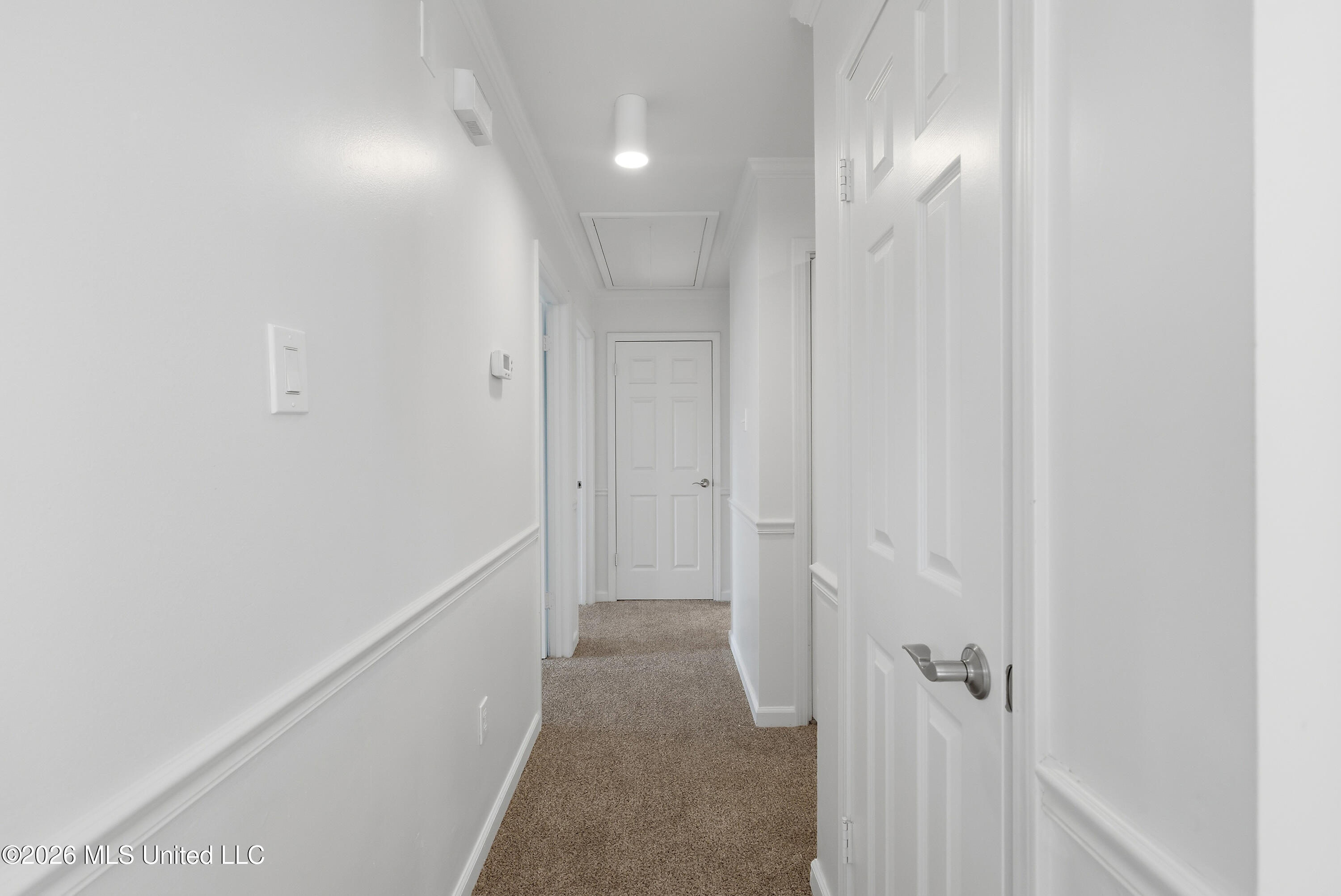 7080 Cedardale Road Property Photo 8