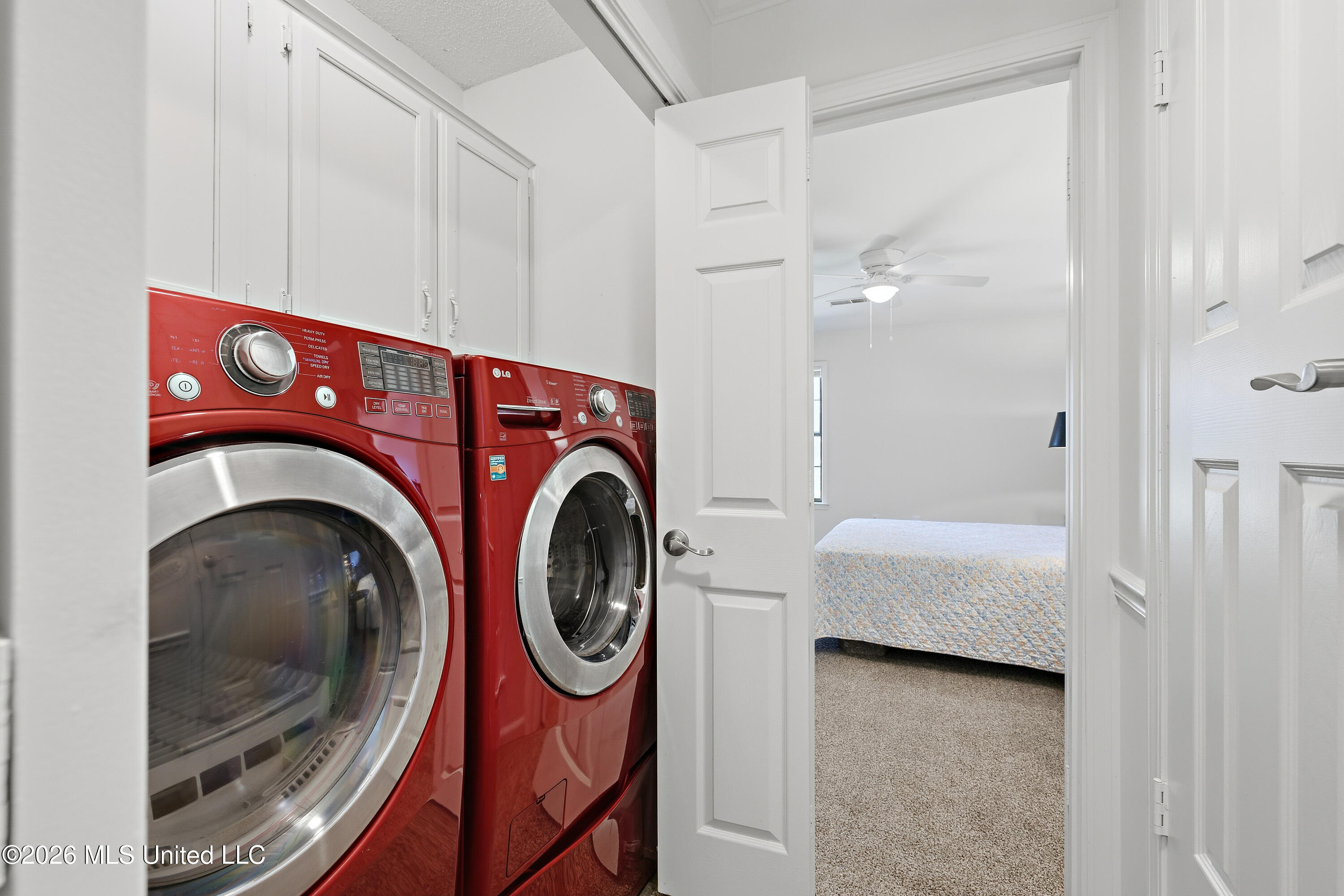 7080 Cedardale Road Property Photo 13