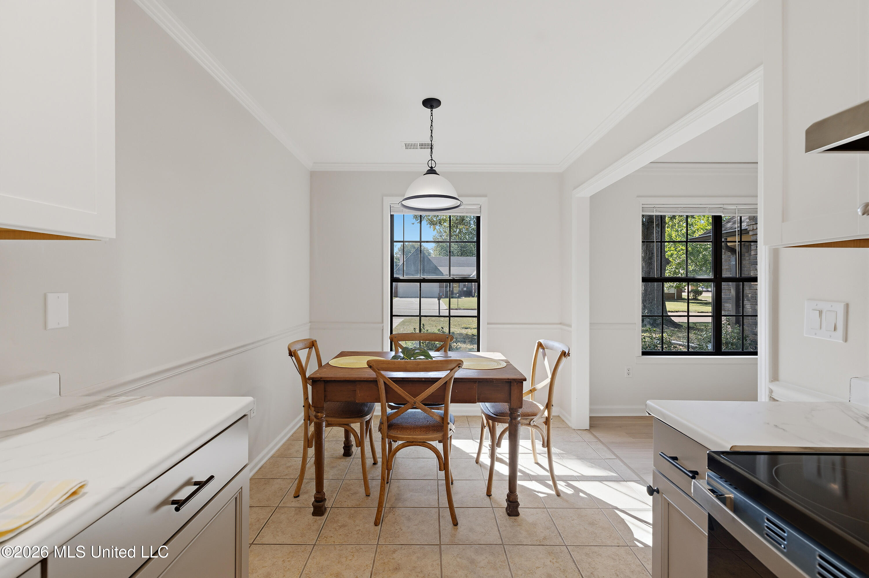 7080 Cedardale Road Property Photo 23